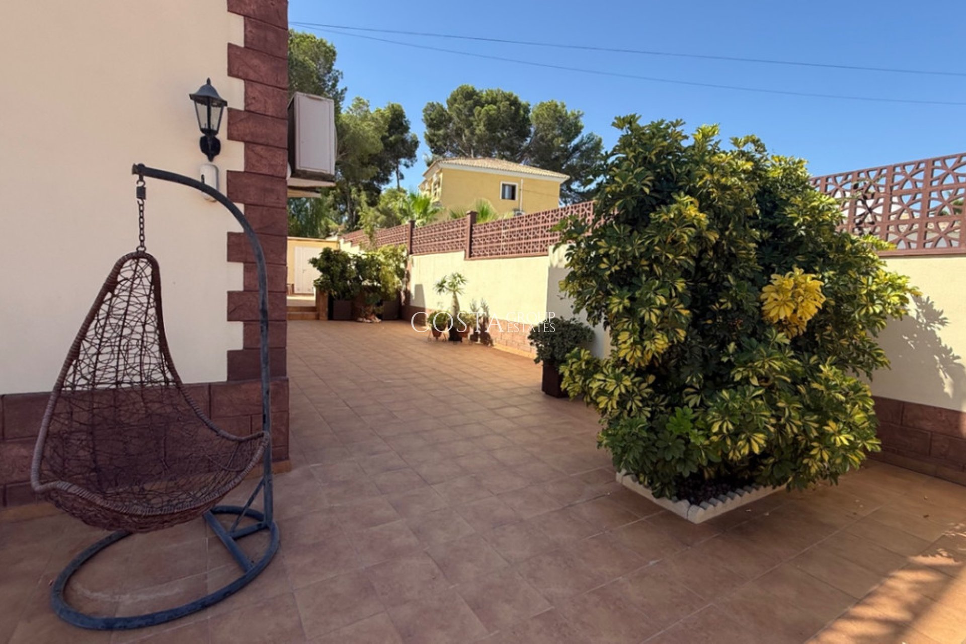 Herverkoop - Villa -
Torrevieja - Torrevieja Centro