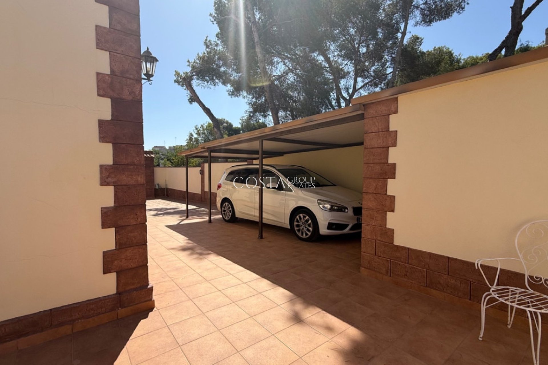 Herverkoop - Villa -
Torrevieja - Torrevieja Centro