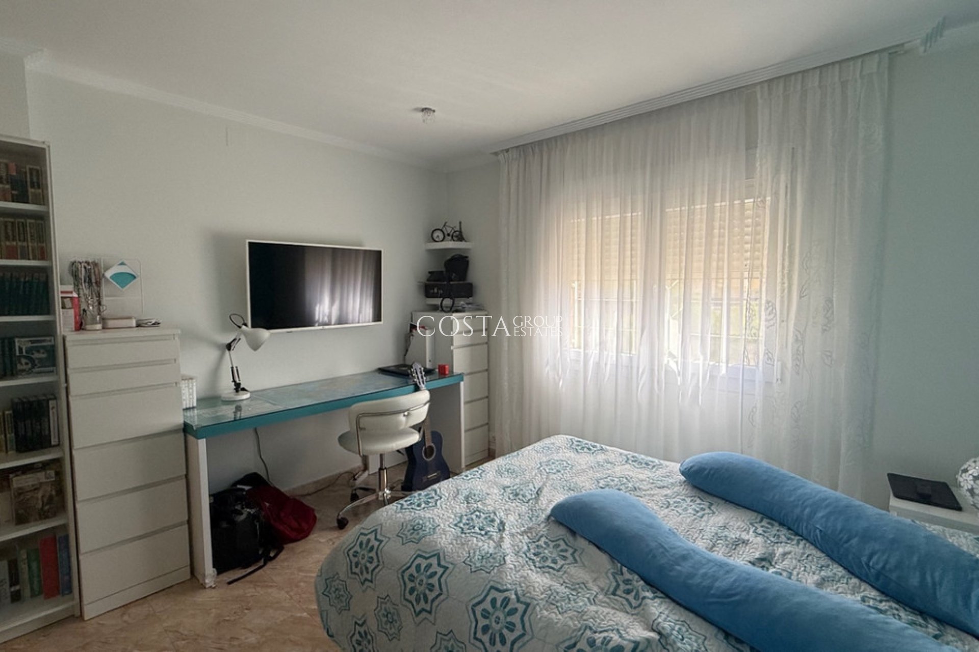 Herverkoop - Villa -
Torrevieja - Torrevieja Centro