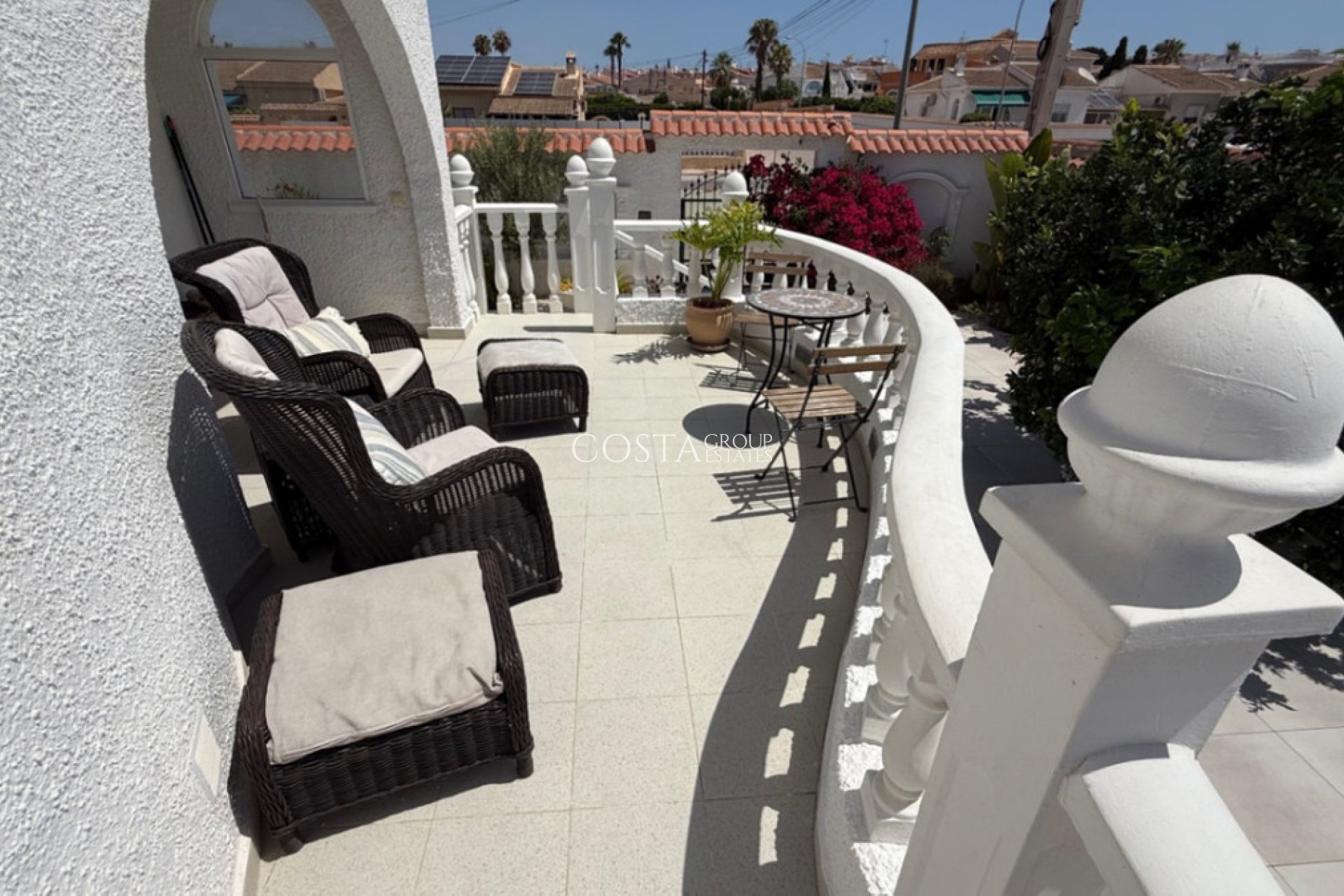 Herverkoop - Villa -
Torrevieja - Torrevieja Centro