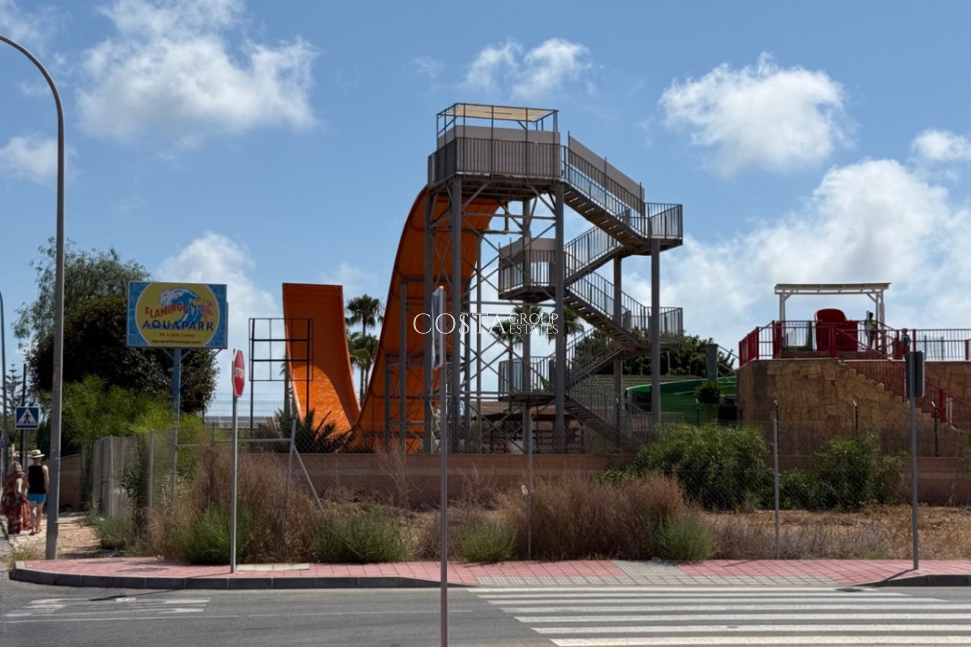 Herverkoop - Villa -
Torrevieja - Torrevieja Centro