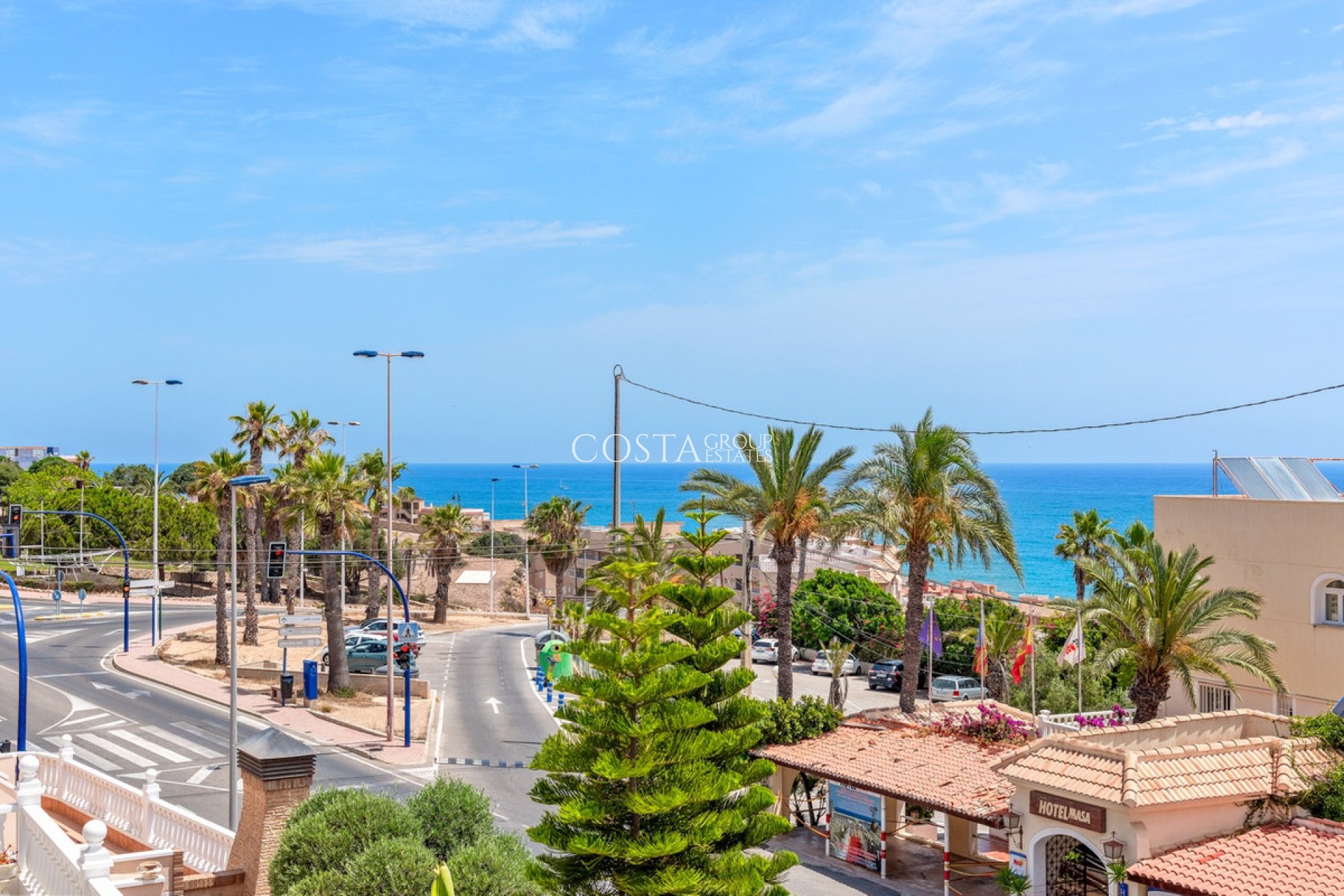 Herverkoop - Villa -
Torrevieja - Torrevieja Centro