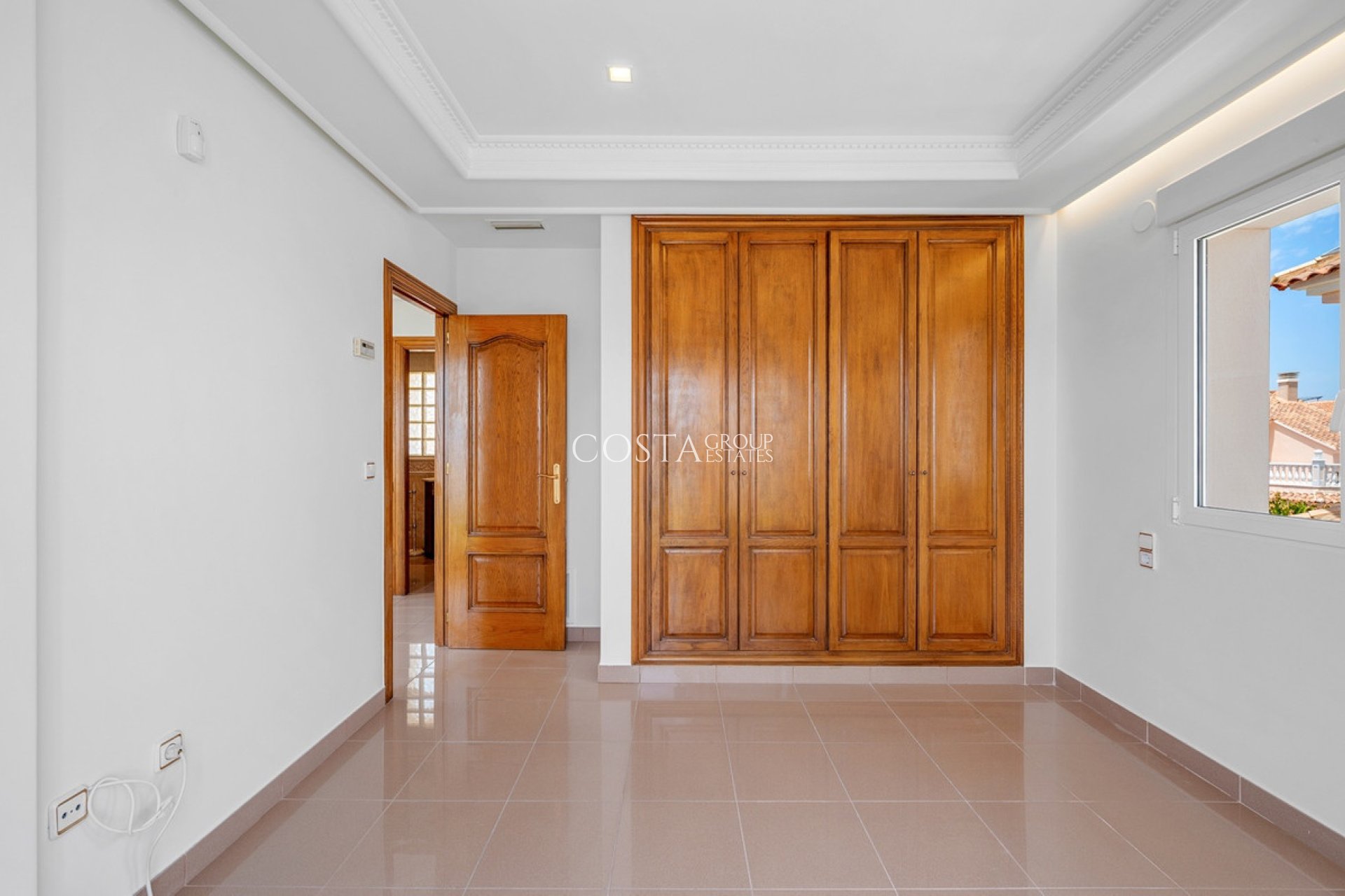Herverkoop - Villa -
Torrevieja - Torrevieja Centro