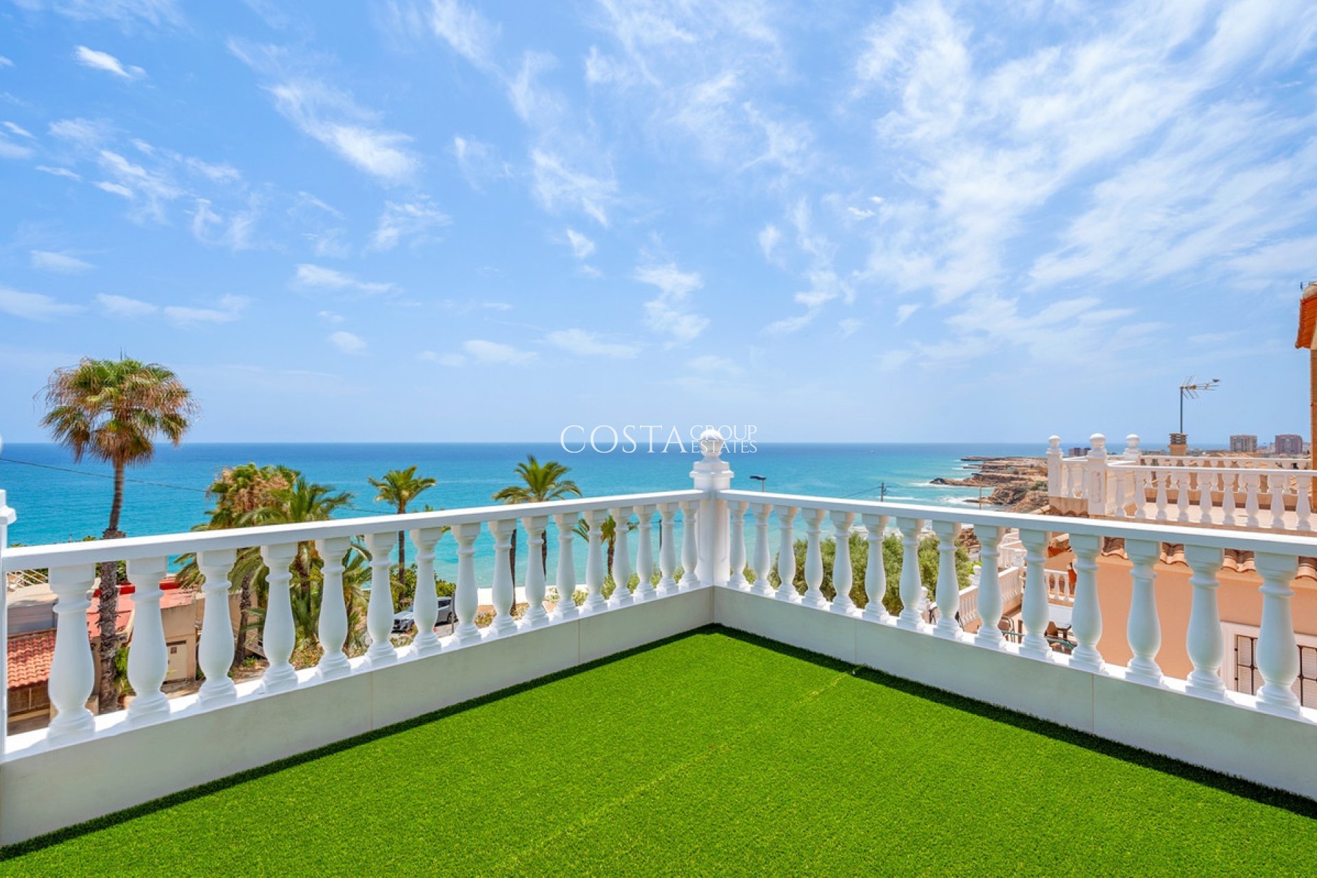 Herverkoop - Villa -
Torrevieja - Torrevieja Centro