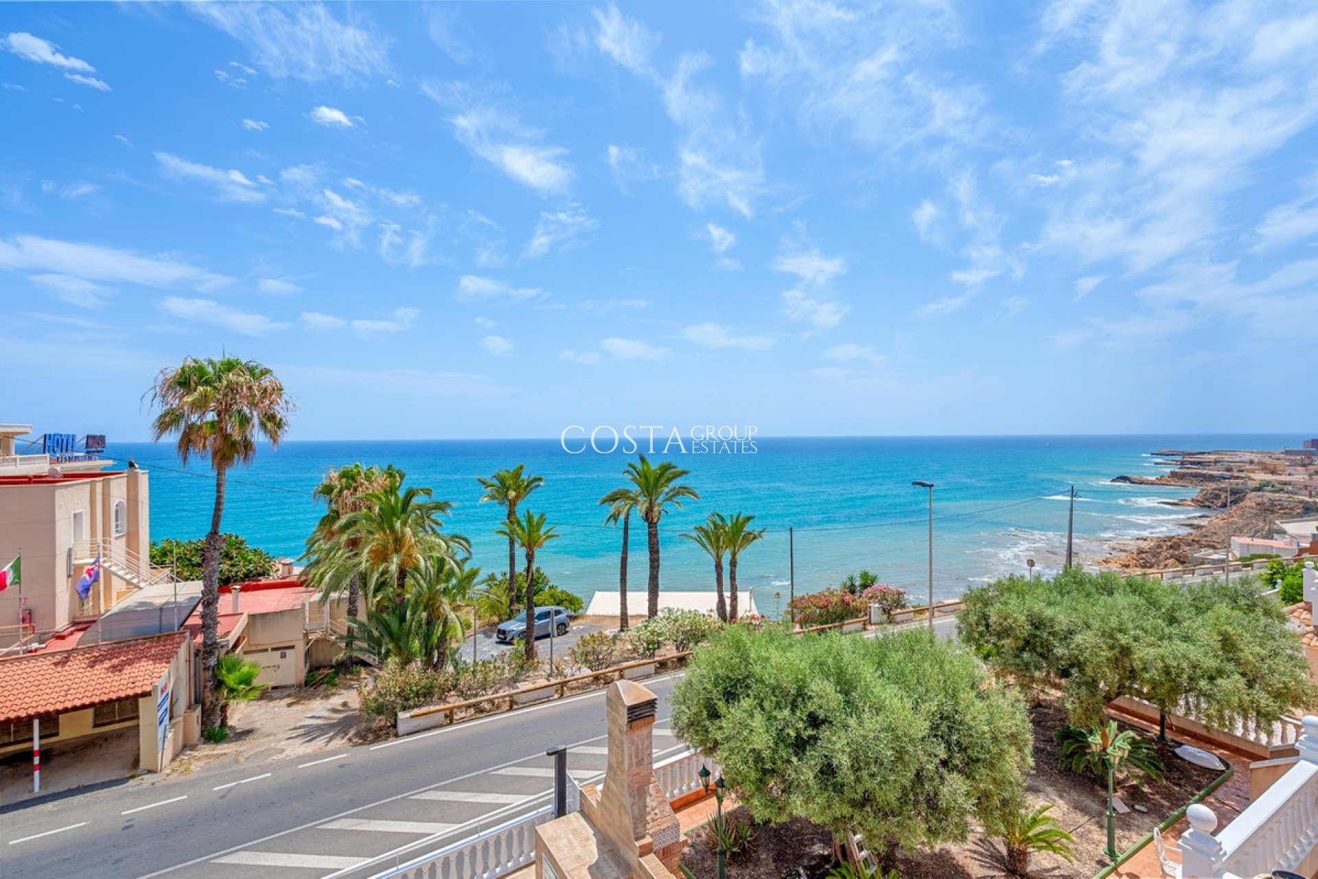 Herverkoop - Villa -
Torrevieja - Torrevieja Centro