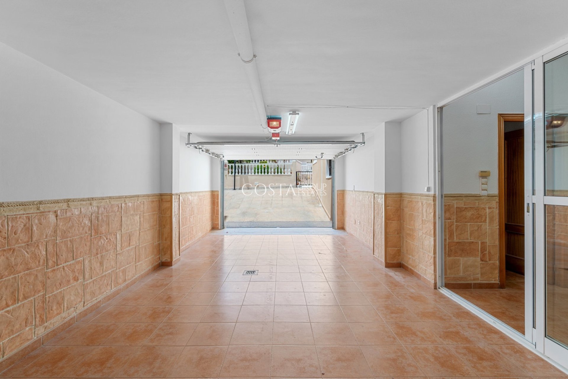 Herverkoop - Villa -
Torrevieja - Torrevieja Centro