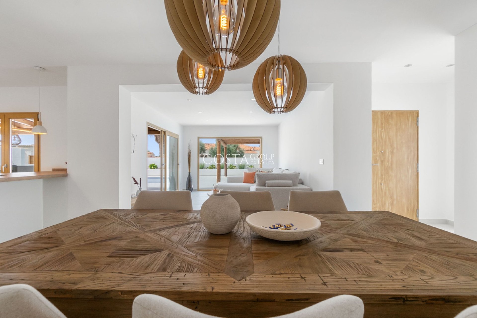 Herverkoop - Villa -
Torrevieja - Torrevieja Centro