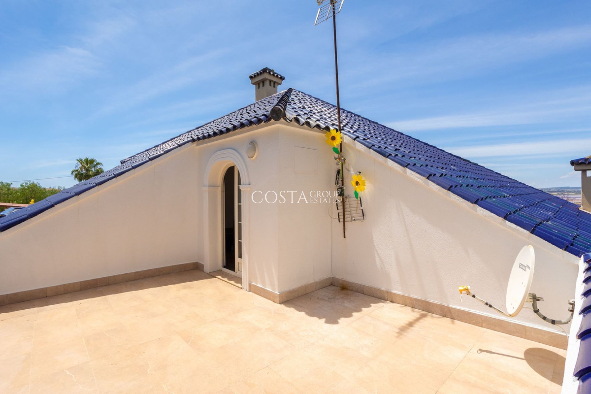 Herverkoop - Villa -
Torrevieja - Torrevieja Centro