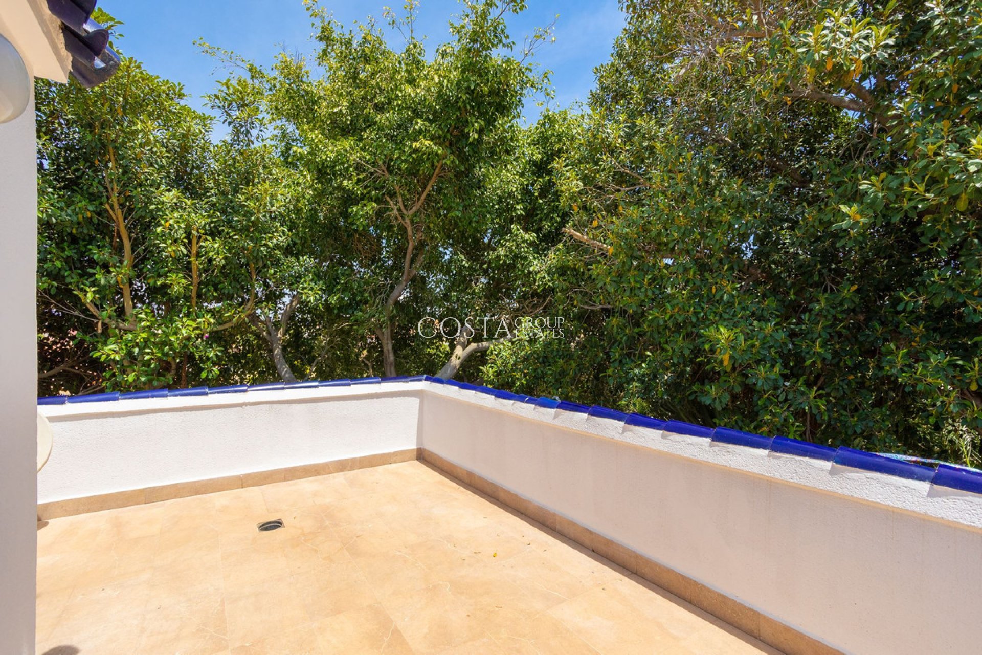 Herverkoop - Villa -
Torrevieja - Torrevieja Centro