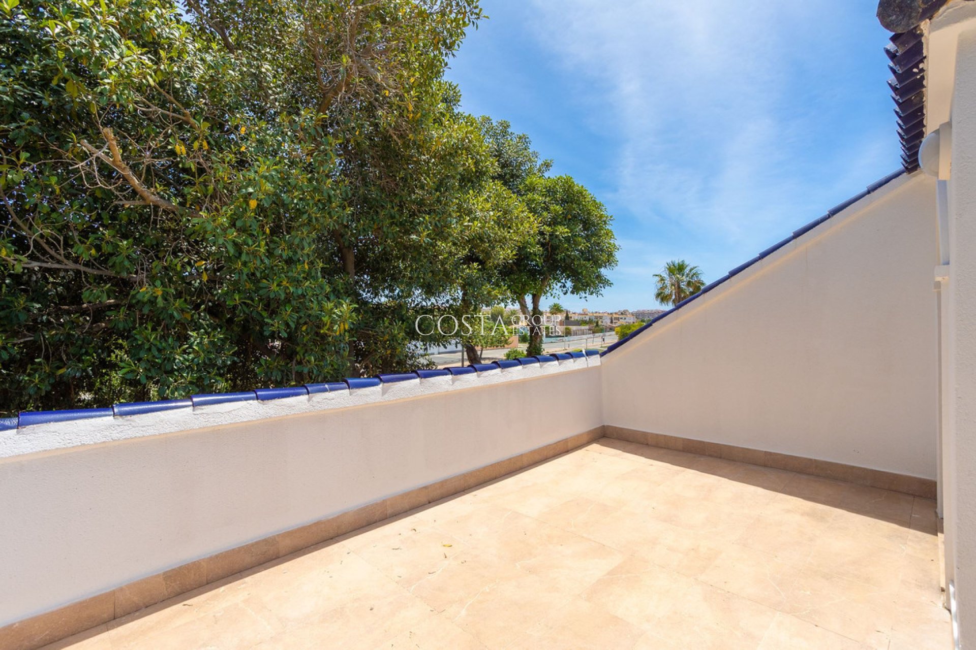 Herverkoop - Villa -
Torrevieja - Torrevieja Centro