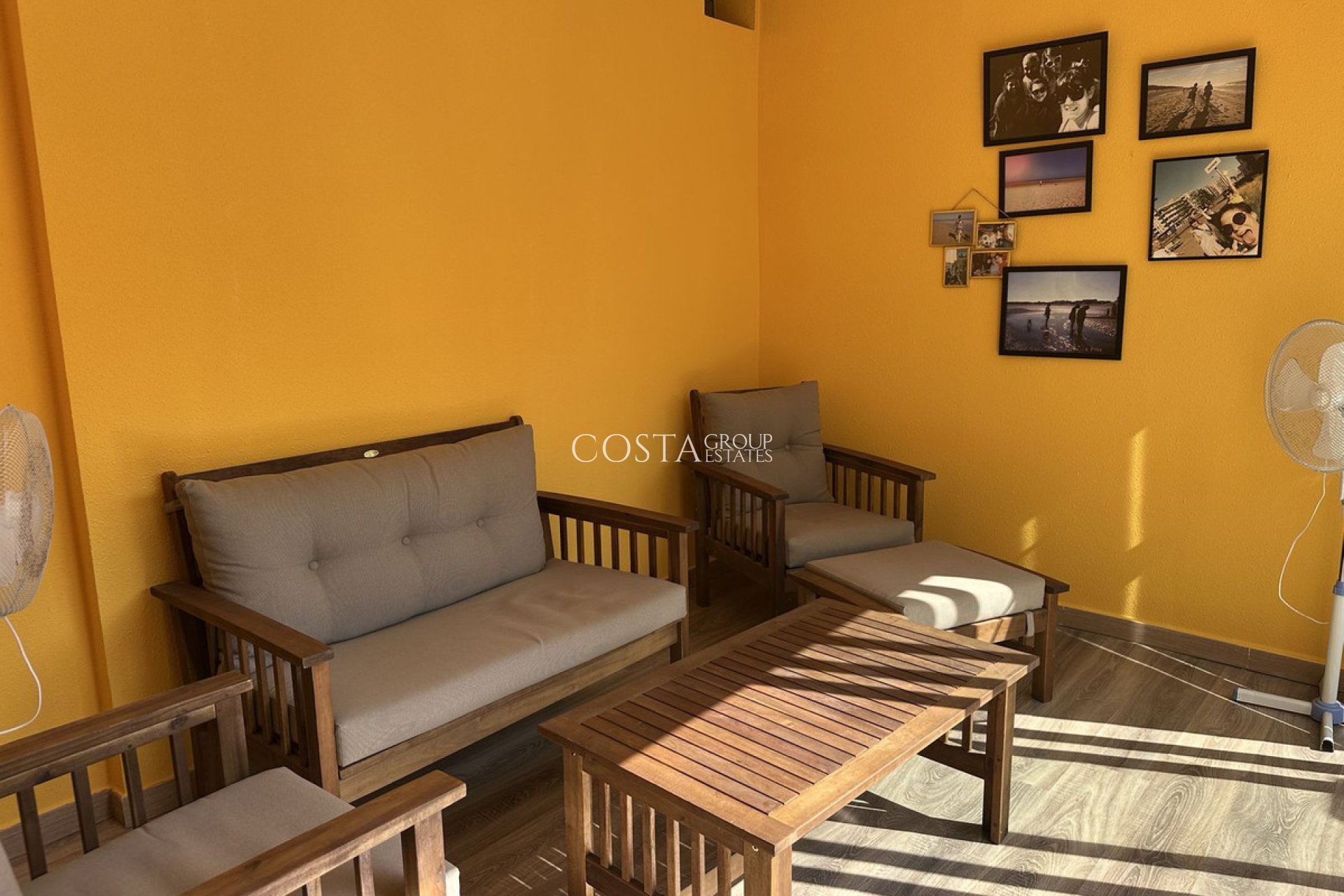 Herverkoop - Villa -
Torrevieja - Torrevieja Centro