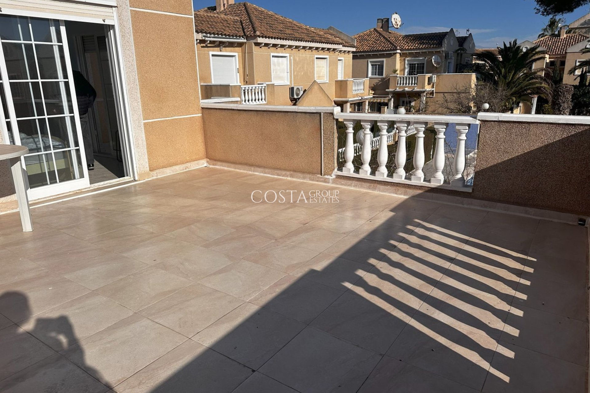 Herverkoop - Villa -
Torrevieja - Torrevieja Centro