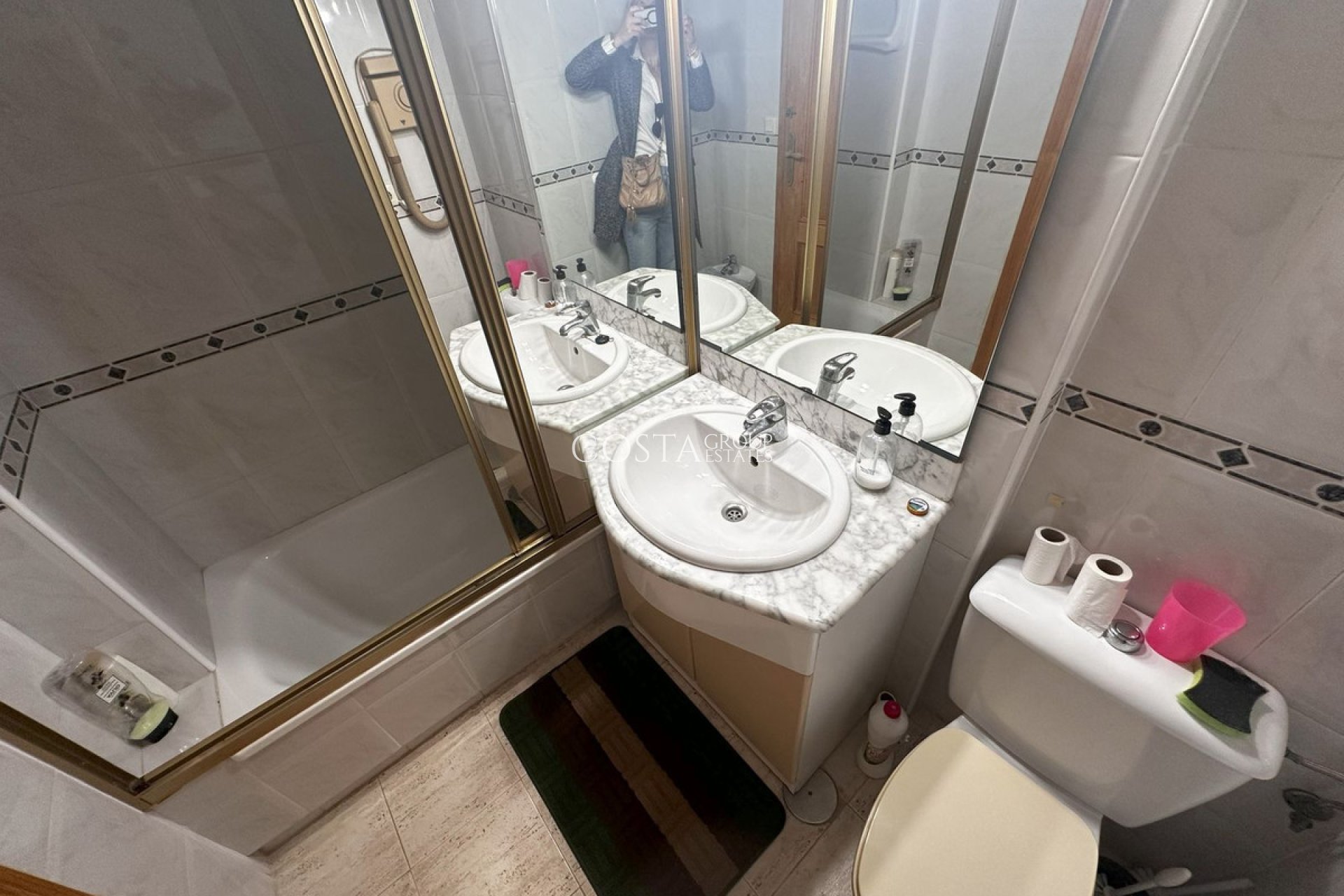 Herverkoop - Villa -
Torrevieja - Torrevieja Centro