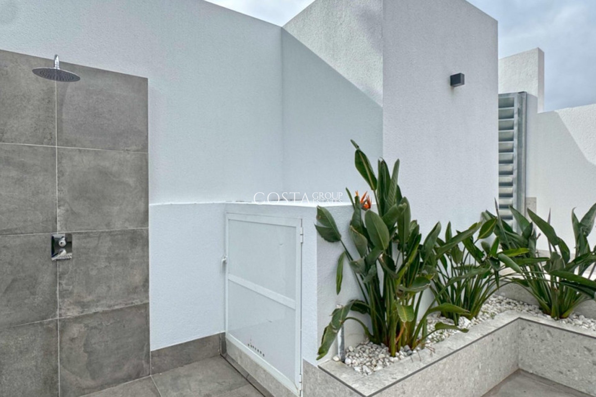 Herverkoop - Villa -
Torrevieja - Torrevieja Centro