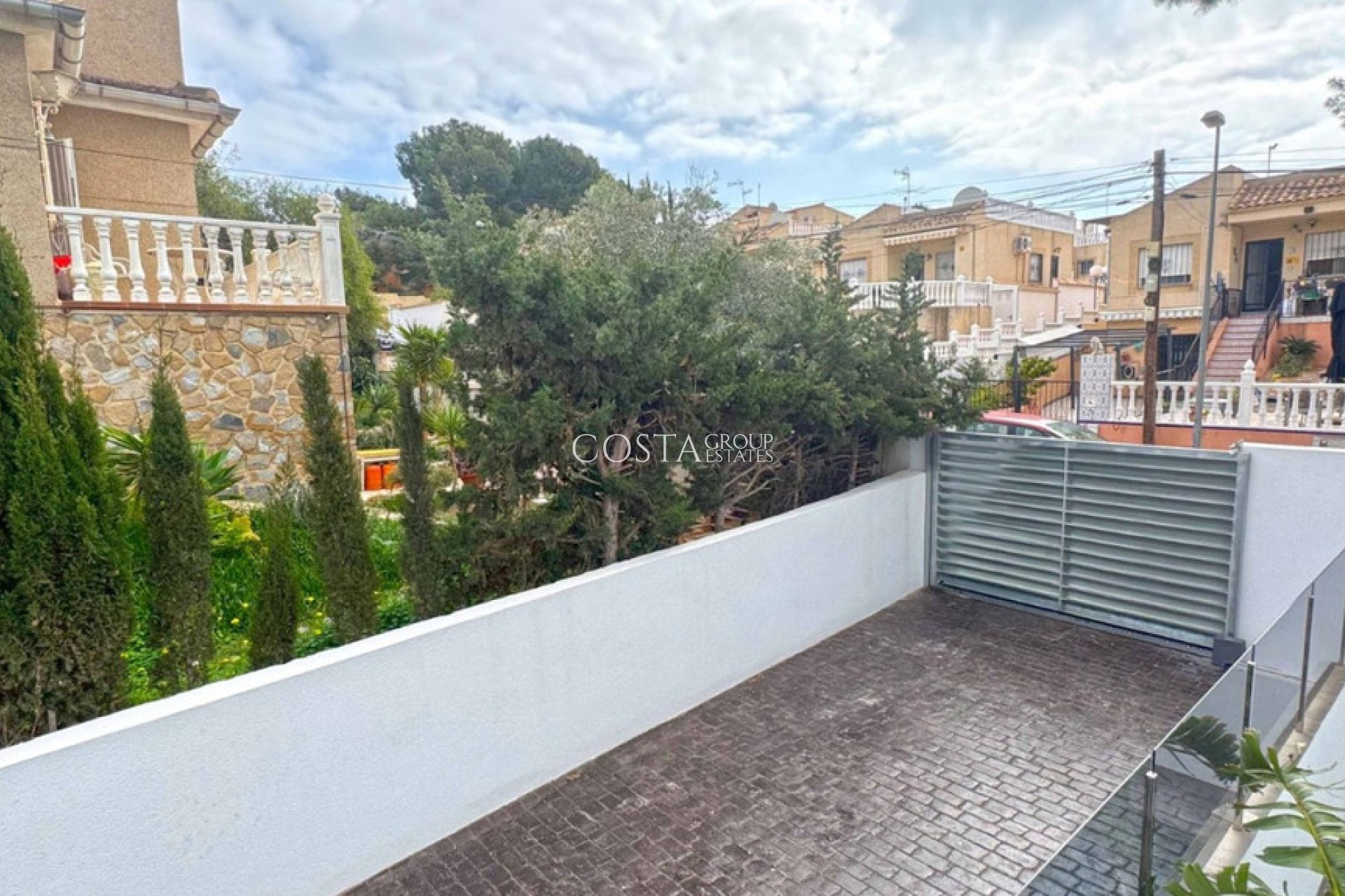 Herverkoop - Villa -
Torrevieja - Torrevieja Centro