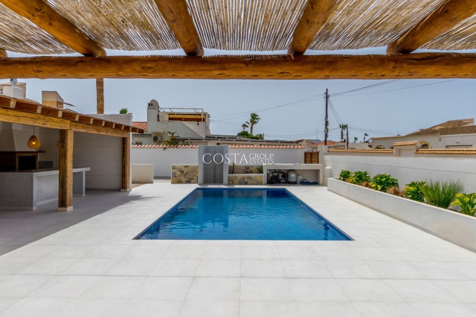 Herverkoop - Villa -
Torrevieja - Torrevieja Centro