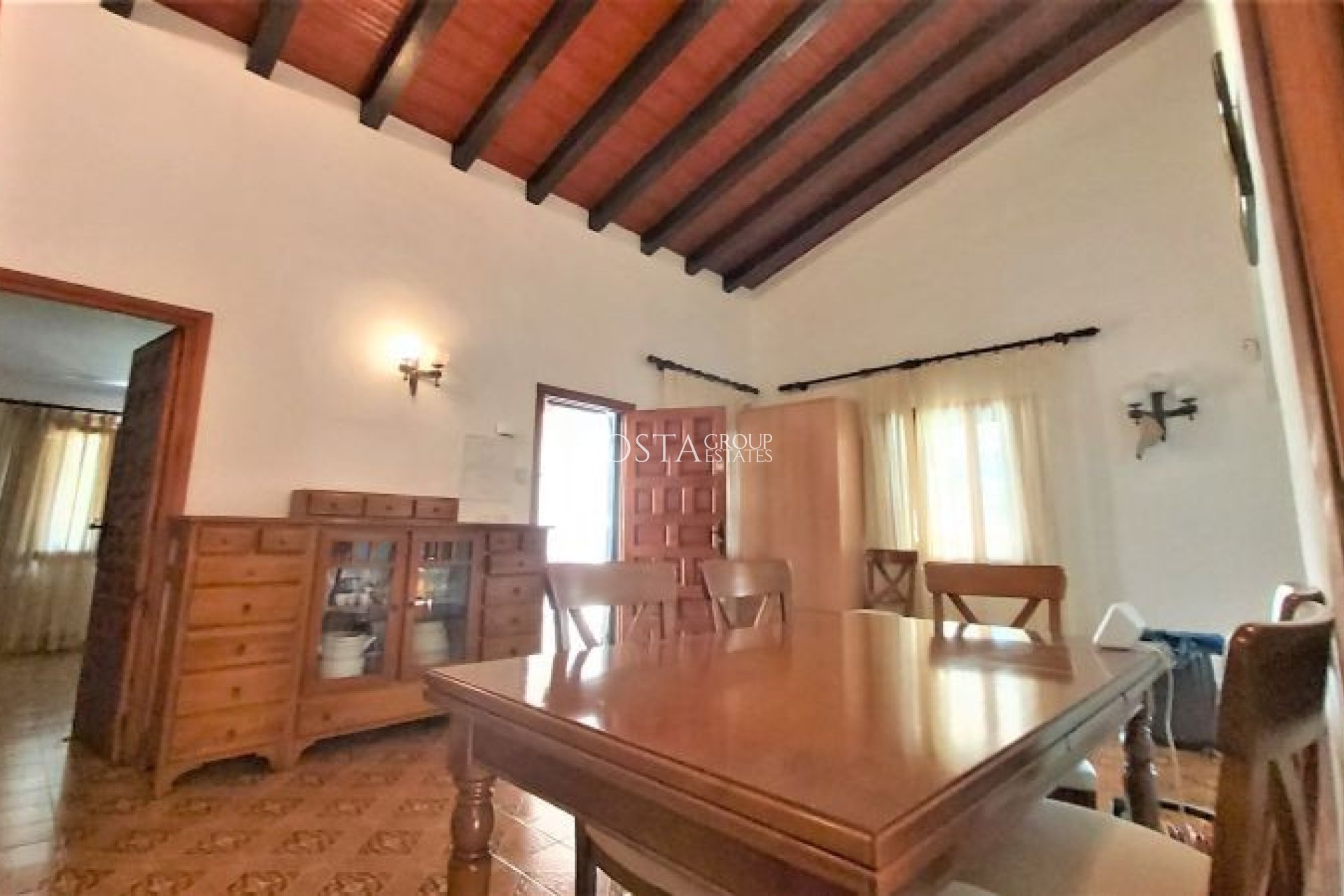 Herverkoop - Villa -
Torrevieja - Torrevieja Centro