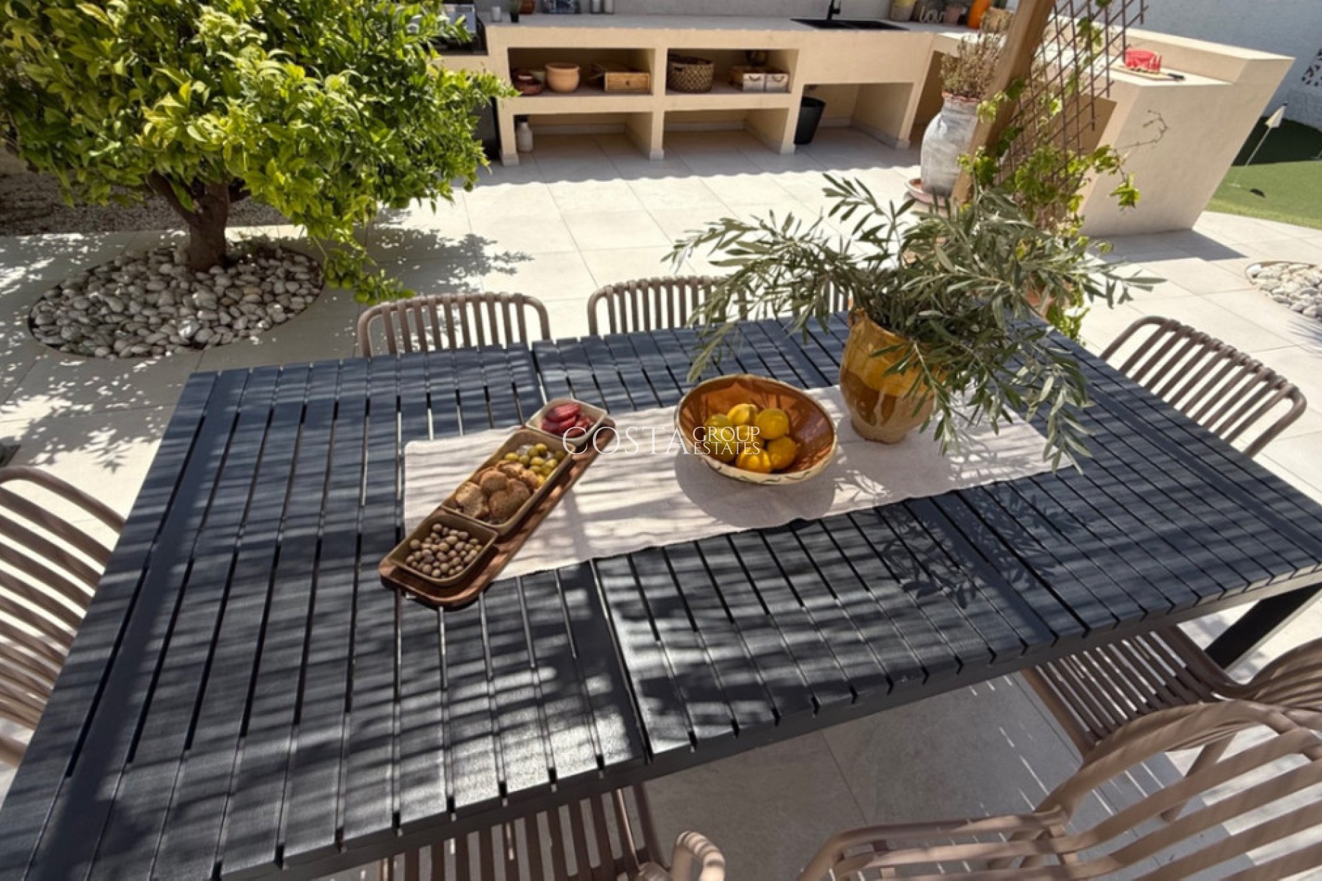 Herverkoop - Villa -
Torrevieja - Torrevieja Centro