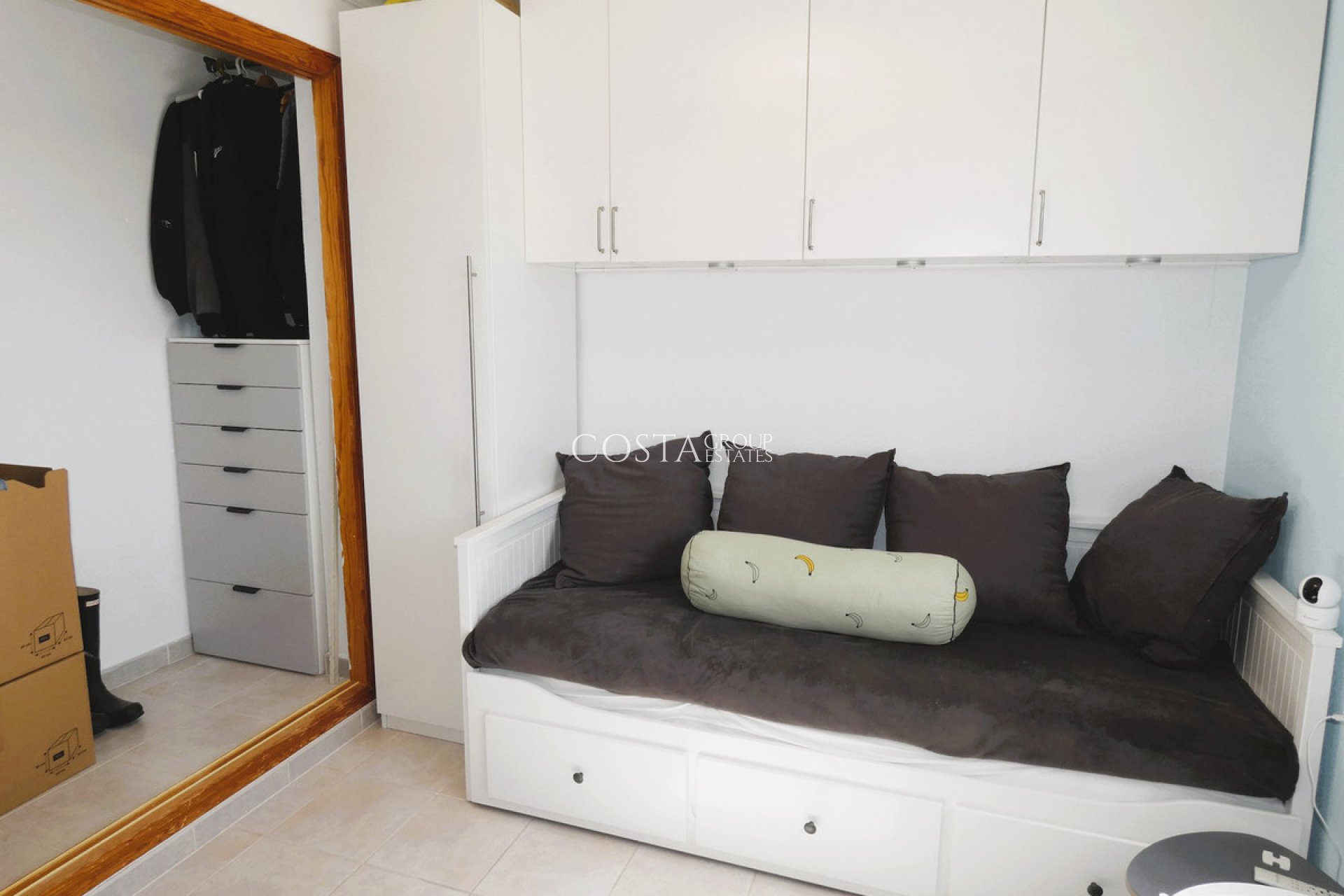 Herverkoop - Villa -
Torrevieja - Torrevieja Centro