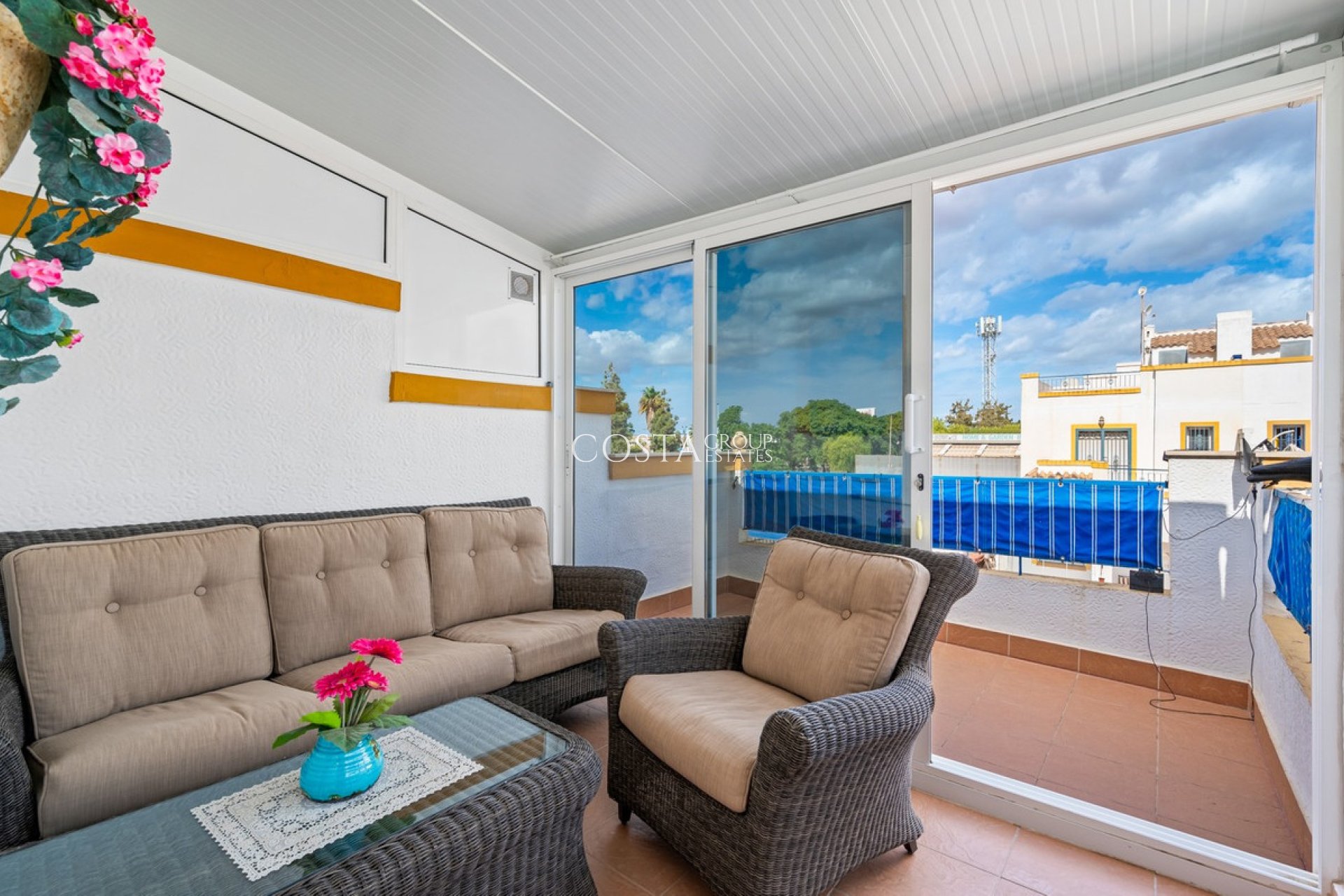 Herverkoop - Villa -
Torrevieja - Torrevieja Centro