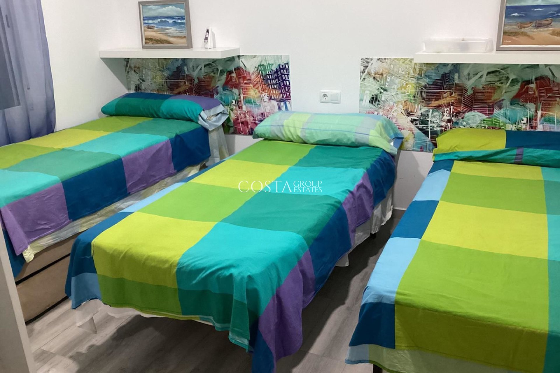 Herverkoop - Villa -
Torrevieja - Torrevieja Centro