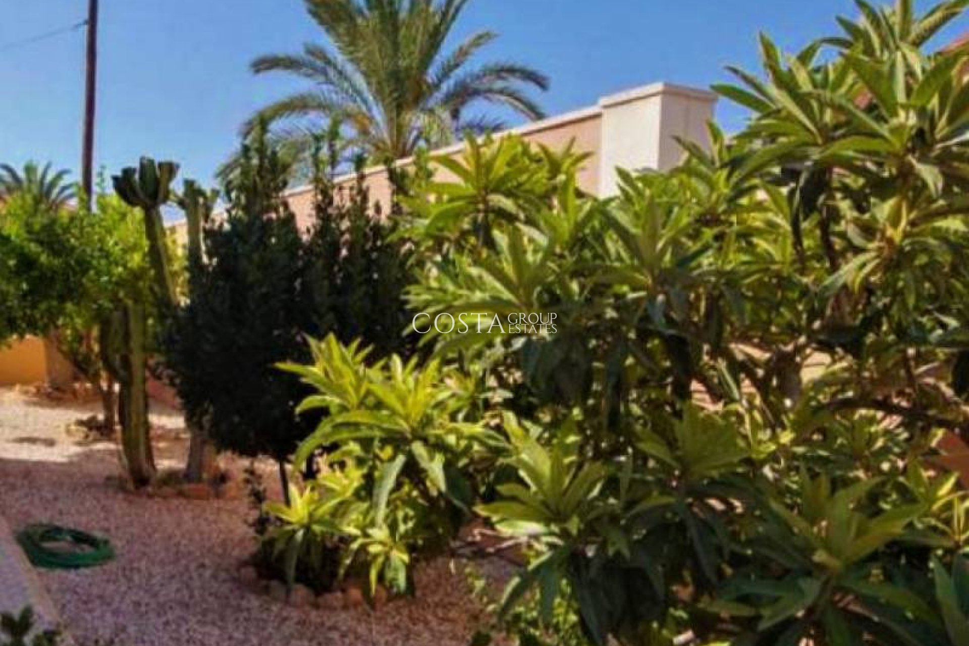 Herverkoop - Villa -
Torrevieja