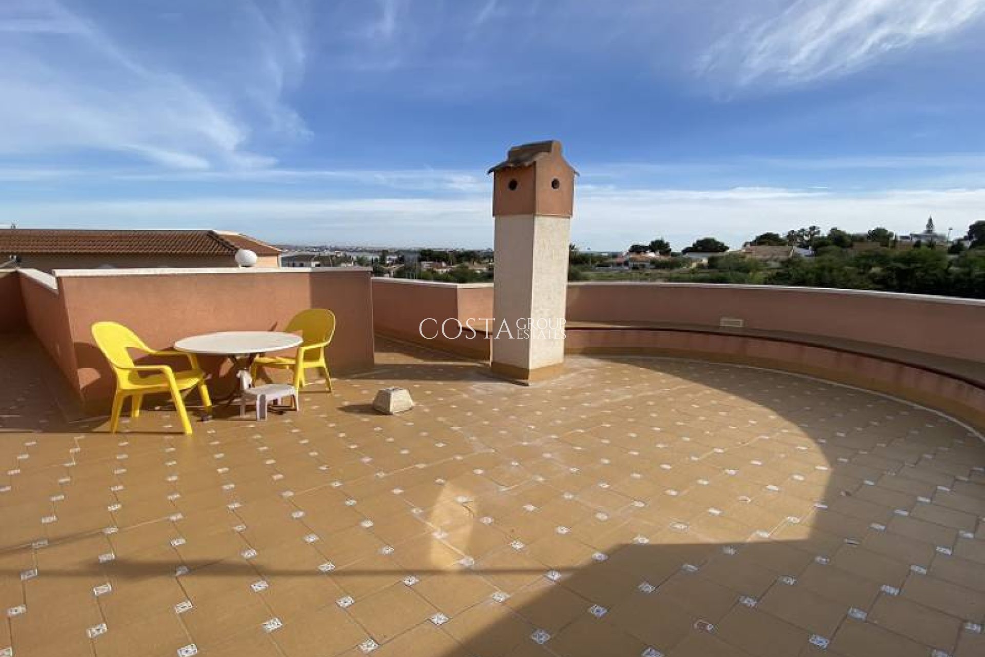 Herverkoop - Villa -
Torrevieja