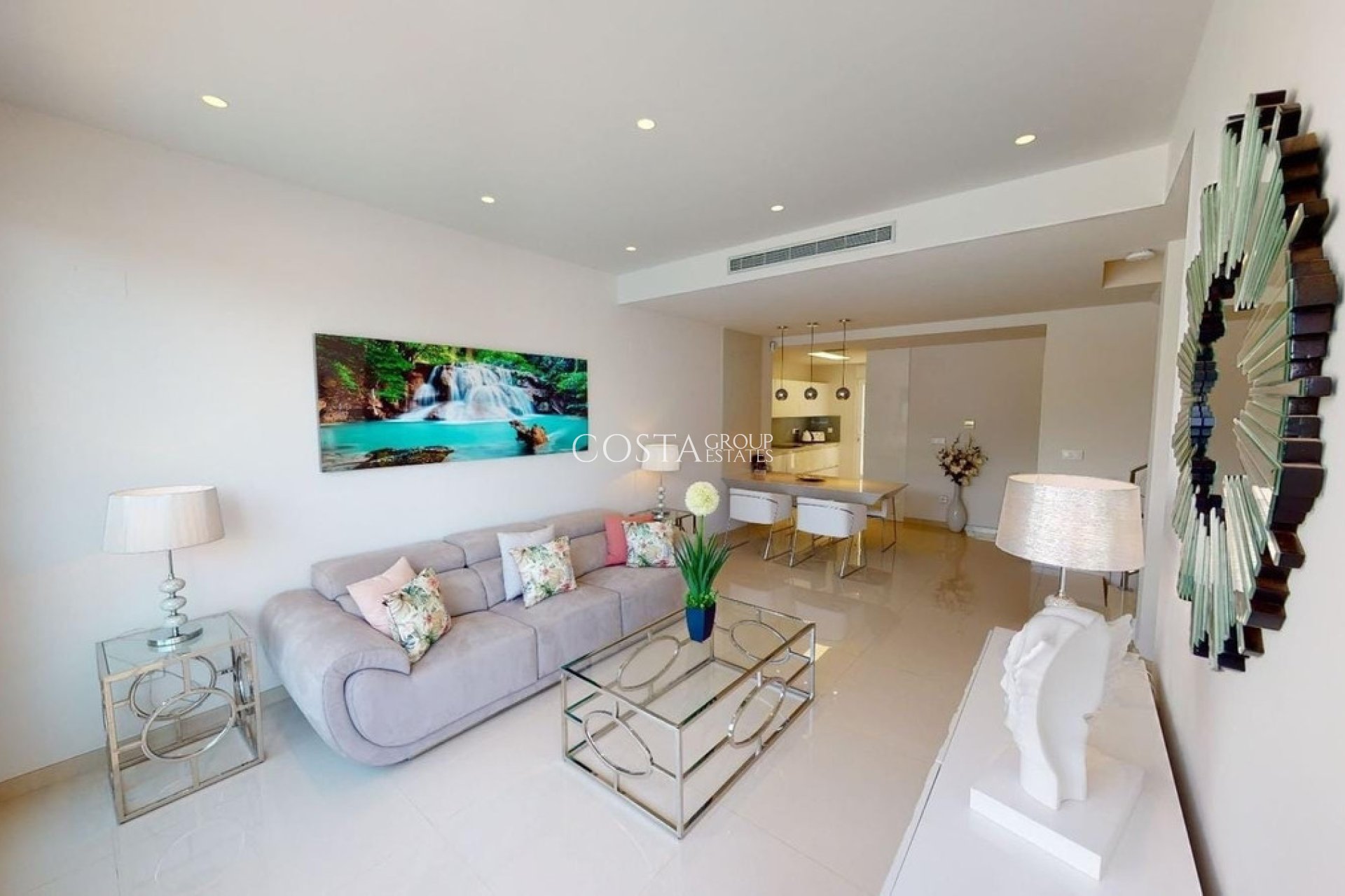 Herverkoop - Villa -
Torrevieja