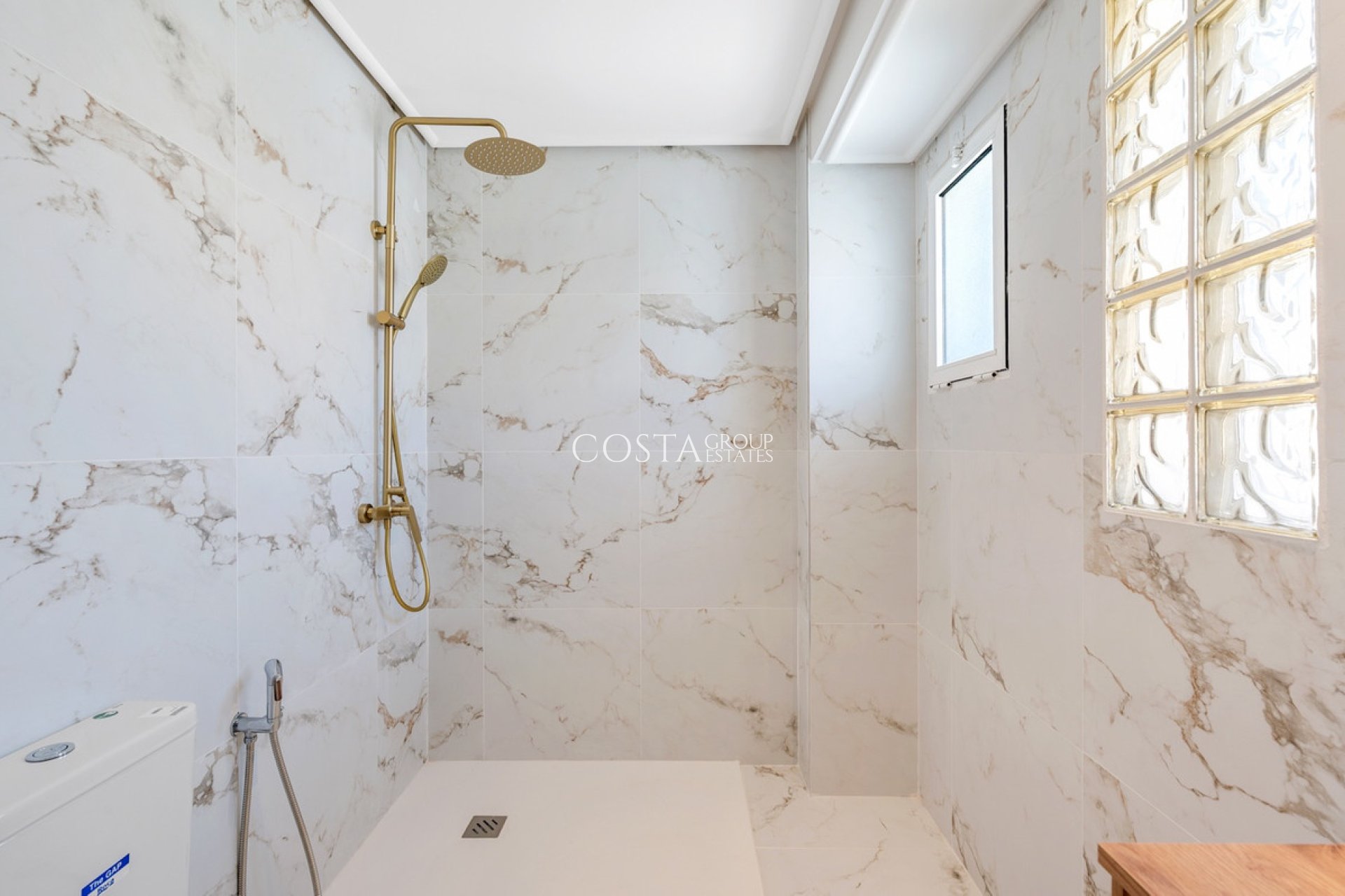 Herverkoop - Villa -
Torrevieja