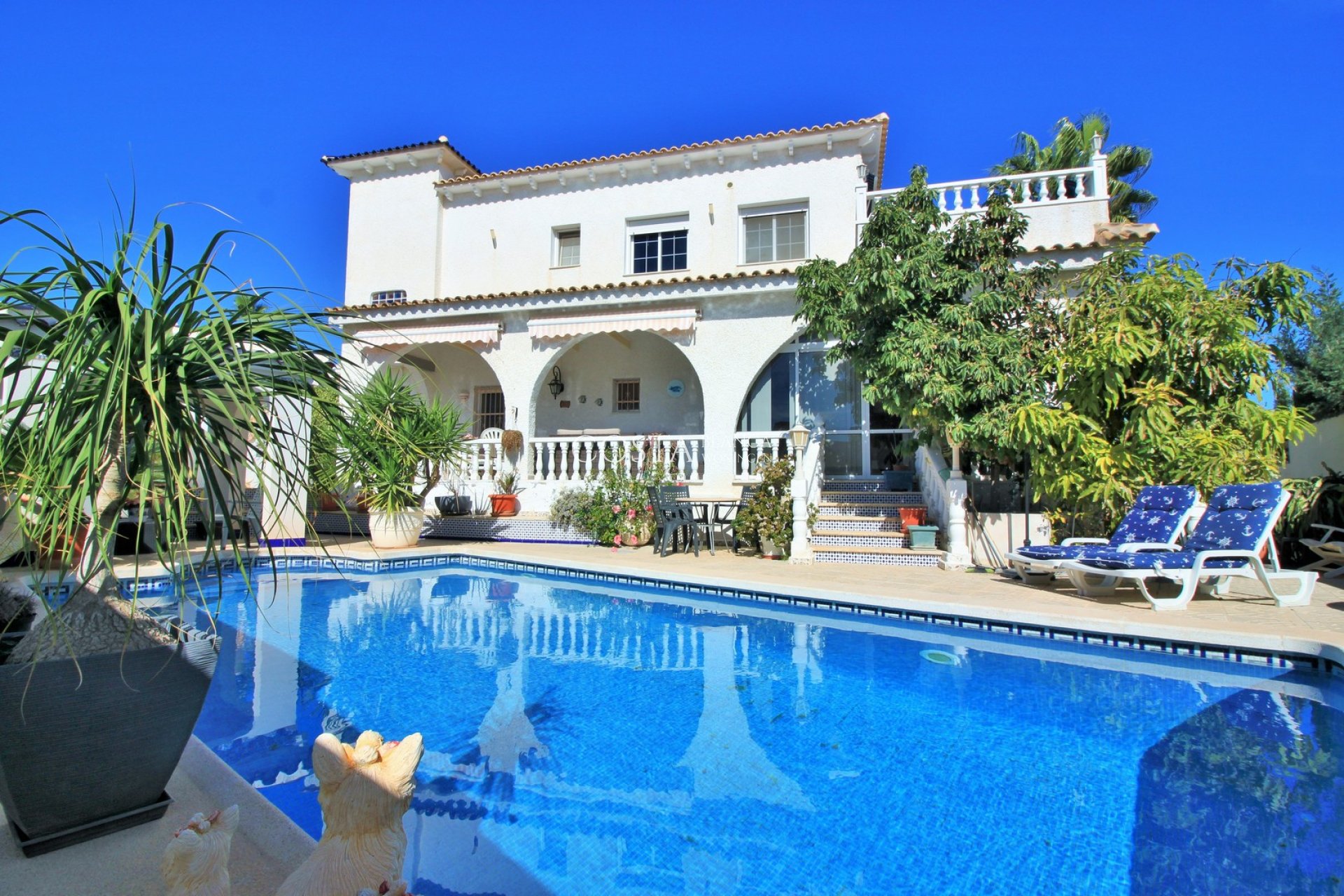 Herverkoop - Villa -
Villamartín