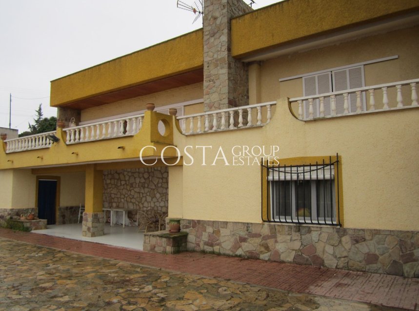 Herverkoop - Villa -
Yecla - Yecla Centro