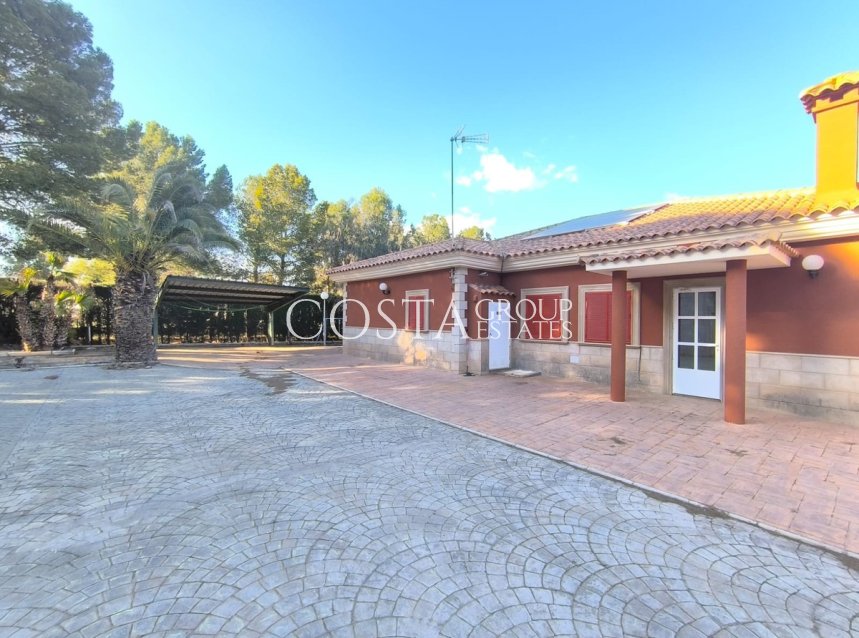 Herverkoop - Villa -
Yecla - Yecla Centro