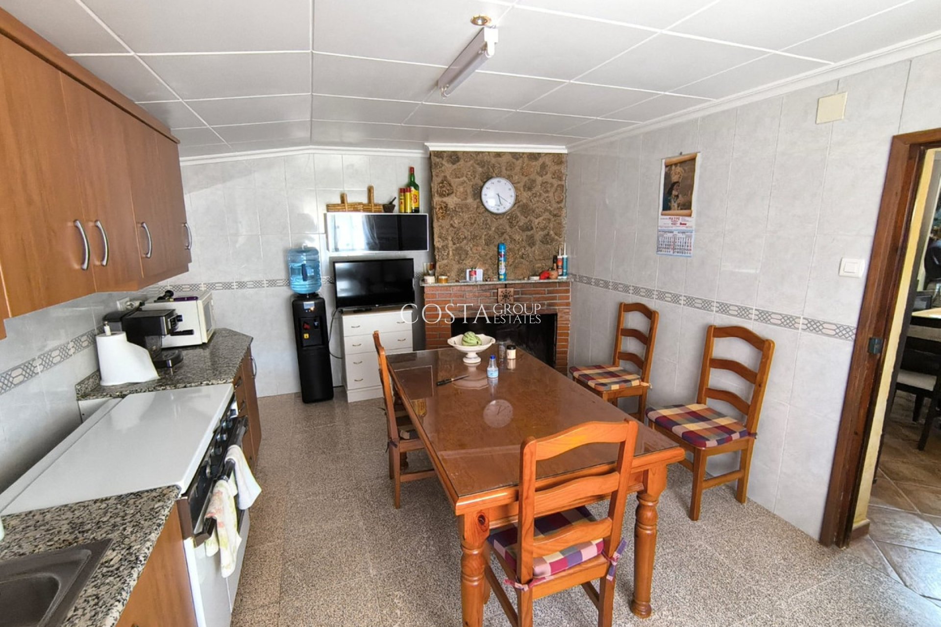 Herverkoop - Villa -
Yecla - Yecla Centro