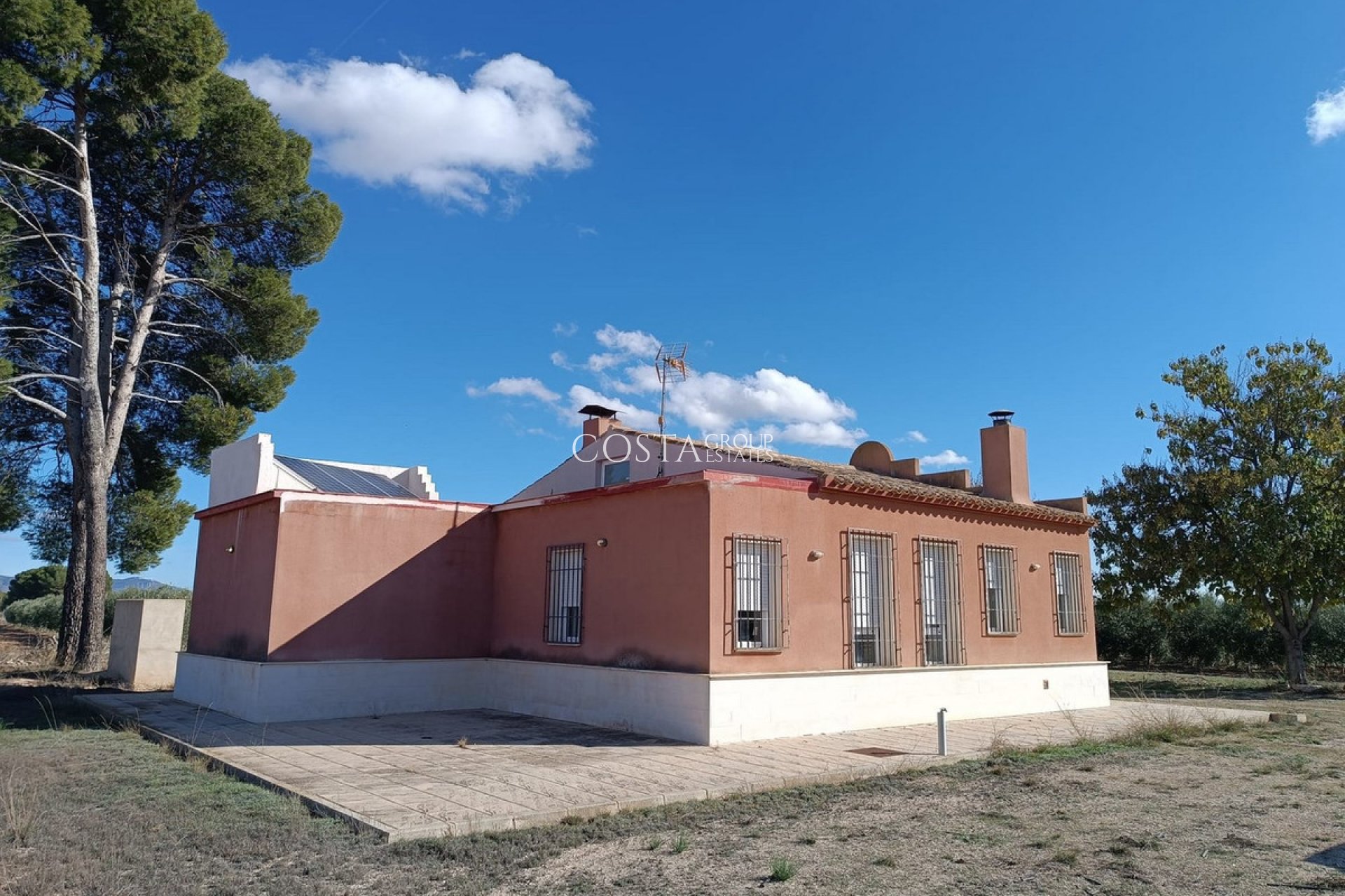 Herverkoop - Villa -
Yecla - Yecla Centro