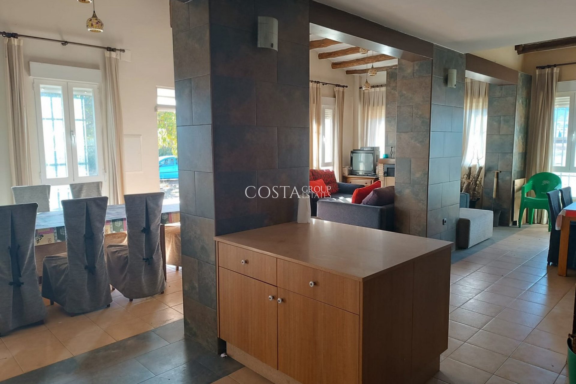 Herverkoop - Villa -
Yecla - Yecla Centro