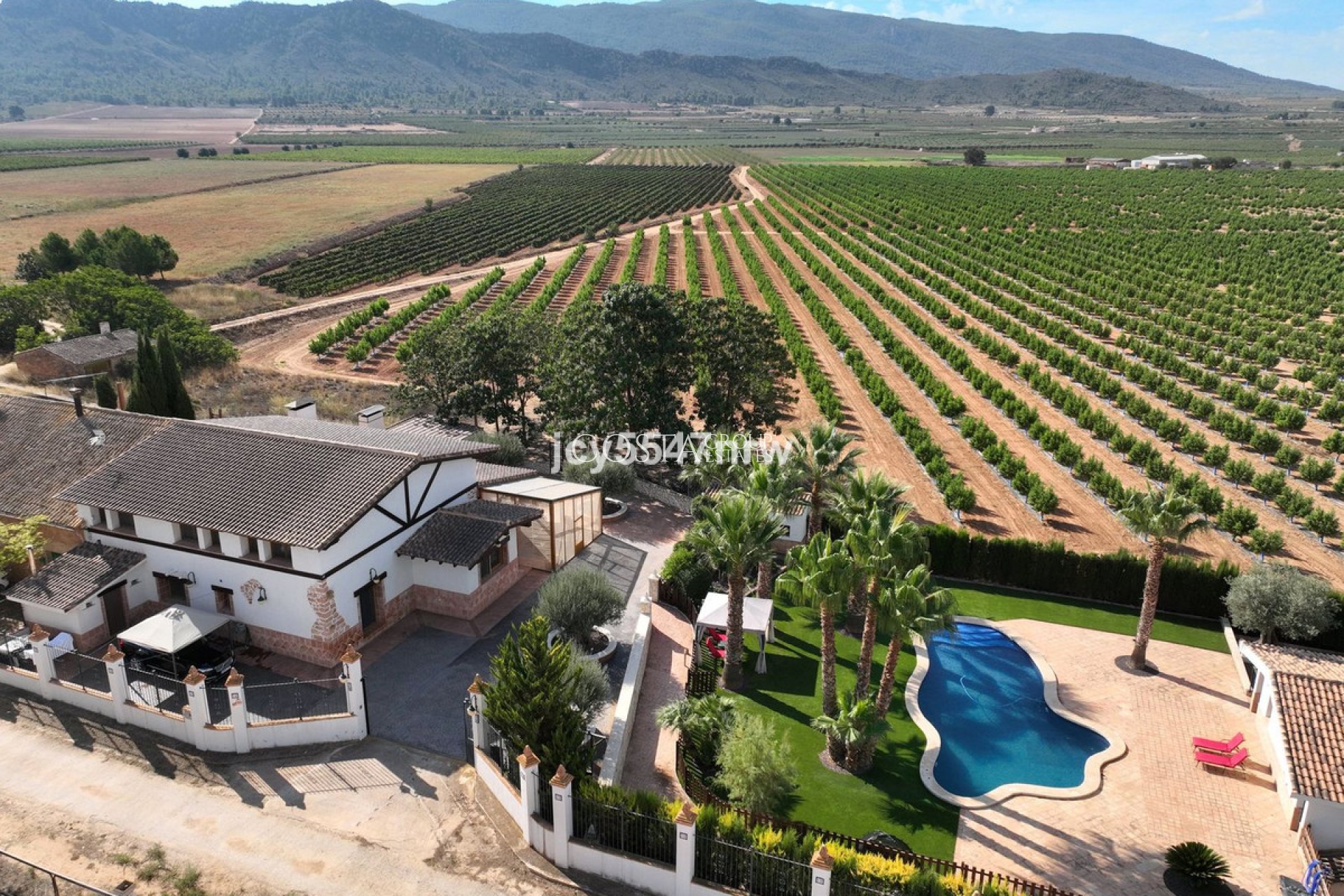 Herverkoop - Villa -
Yecla - Yecla Centro