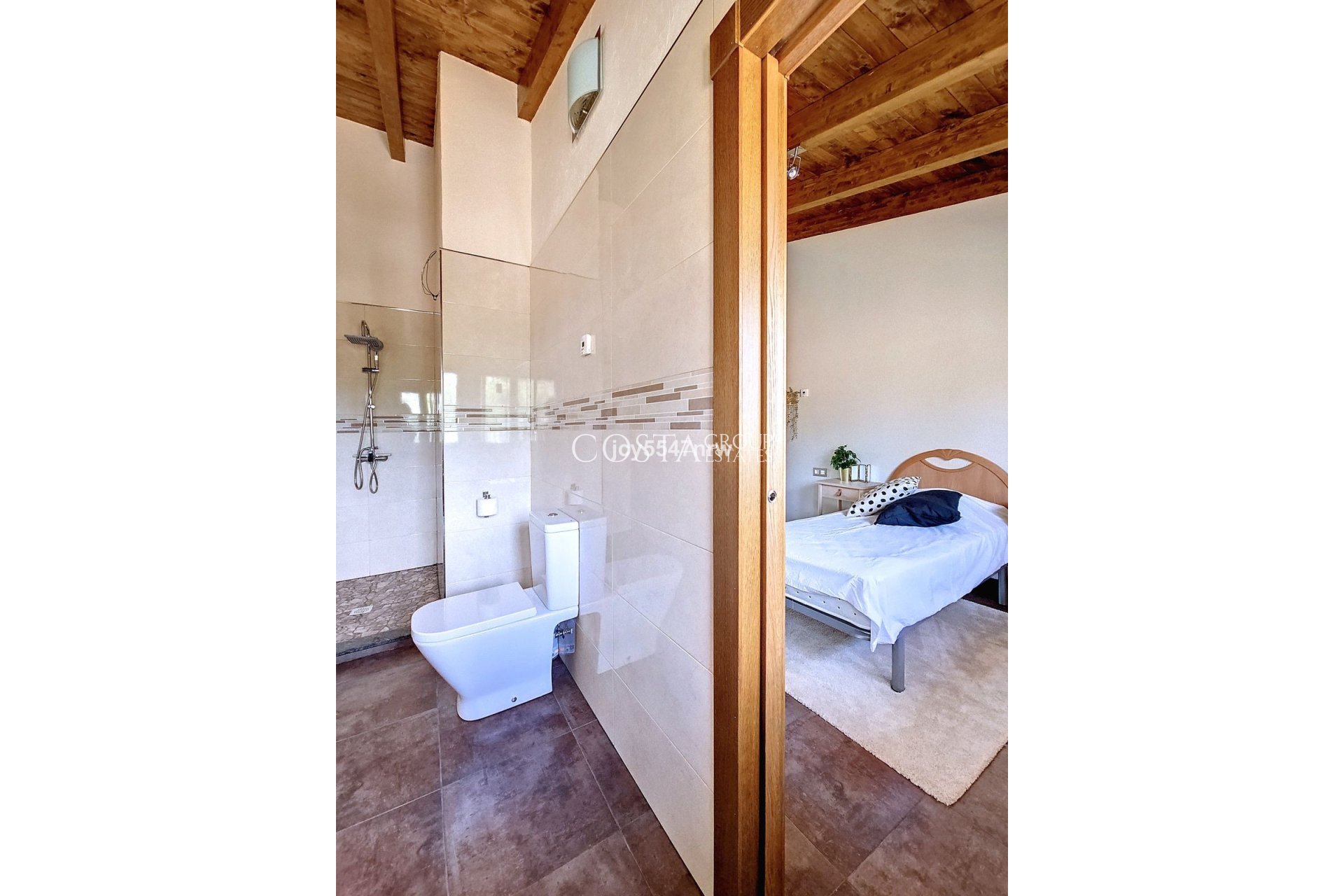 Herverkoop - Villa -
Yecla - Yecla Centro