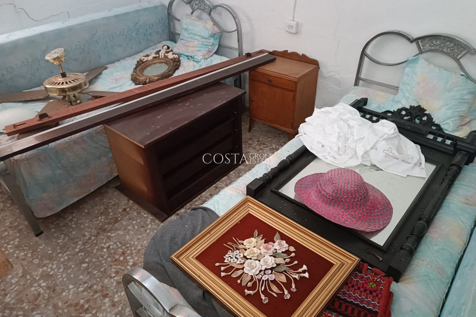 Herverkoop - Villa -
Yecla - Yecla Centro