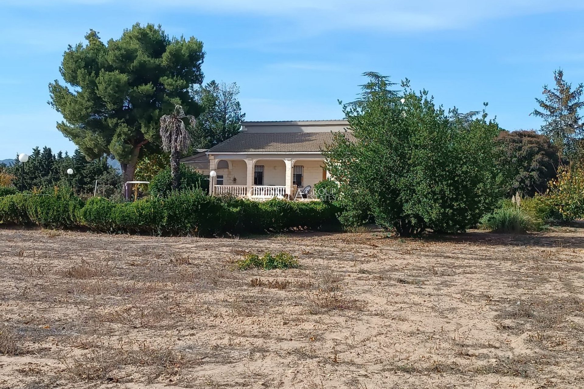 Herverkoop - Villa -
Yecla - Yecla Centro