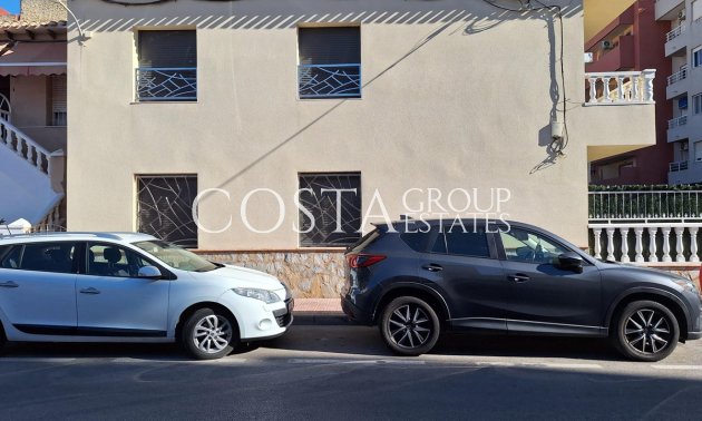 Huis - Herverkoop - Torrevieja -
                Torrevieja