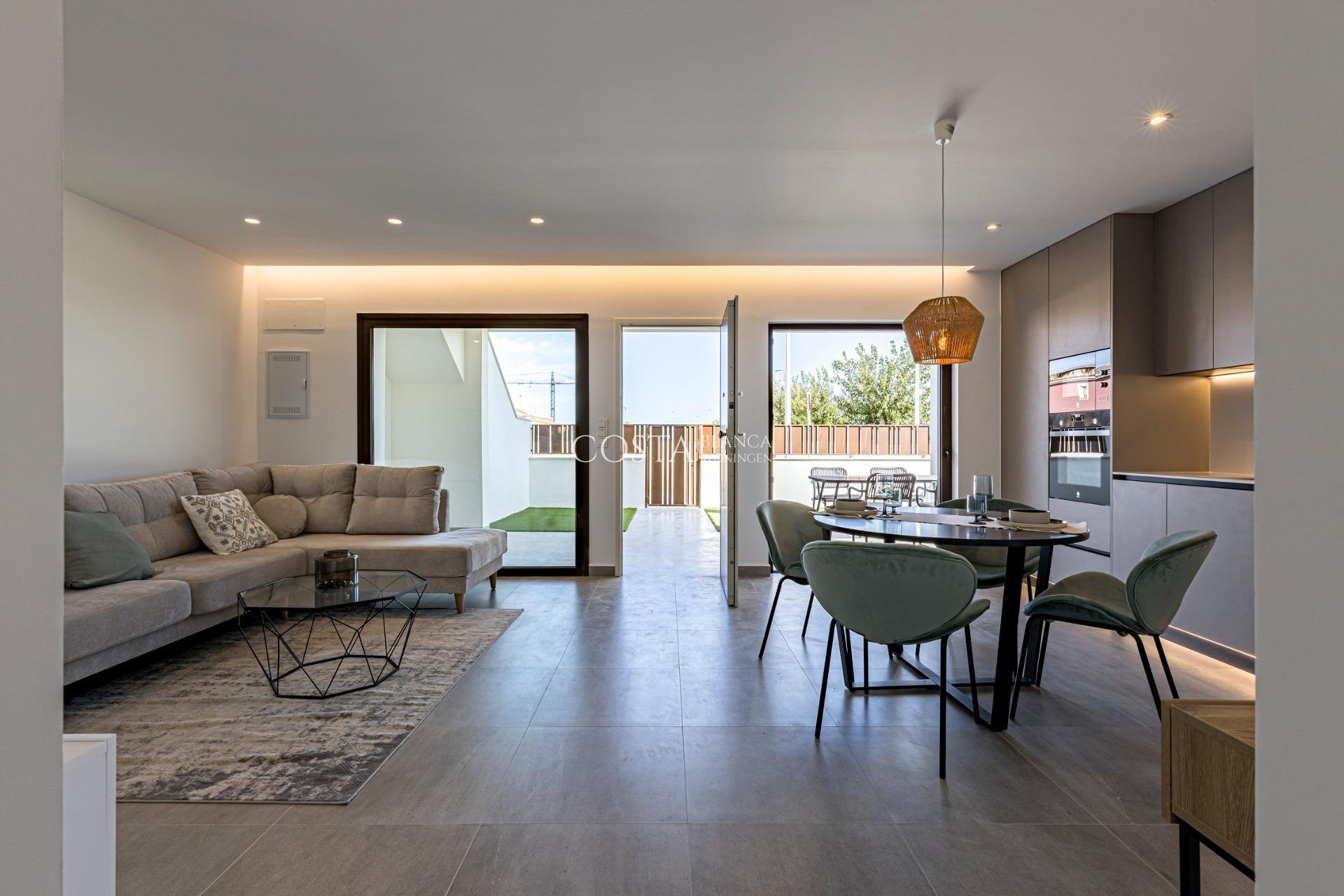 Neue Gebäude - Apartment -
Pilar de la Horadada