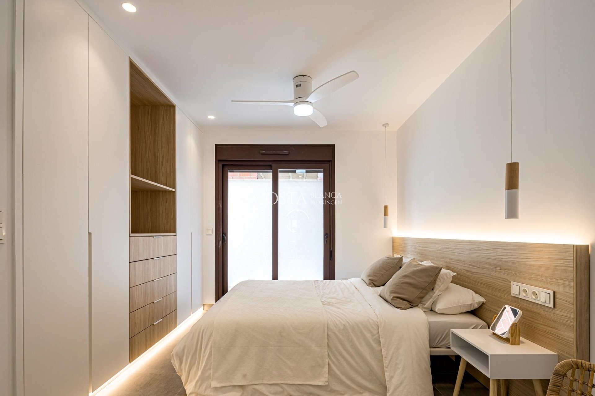 Neue Gebäude - Apartment -
Pilar de la Horadada