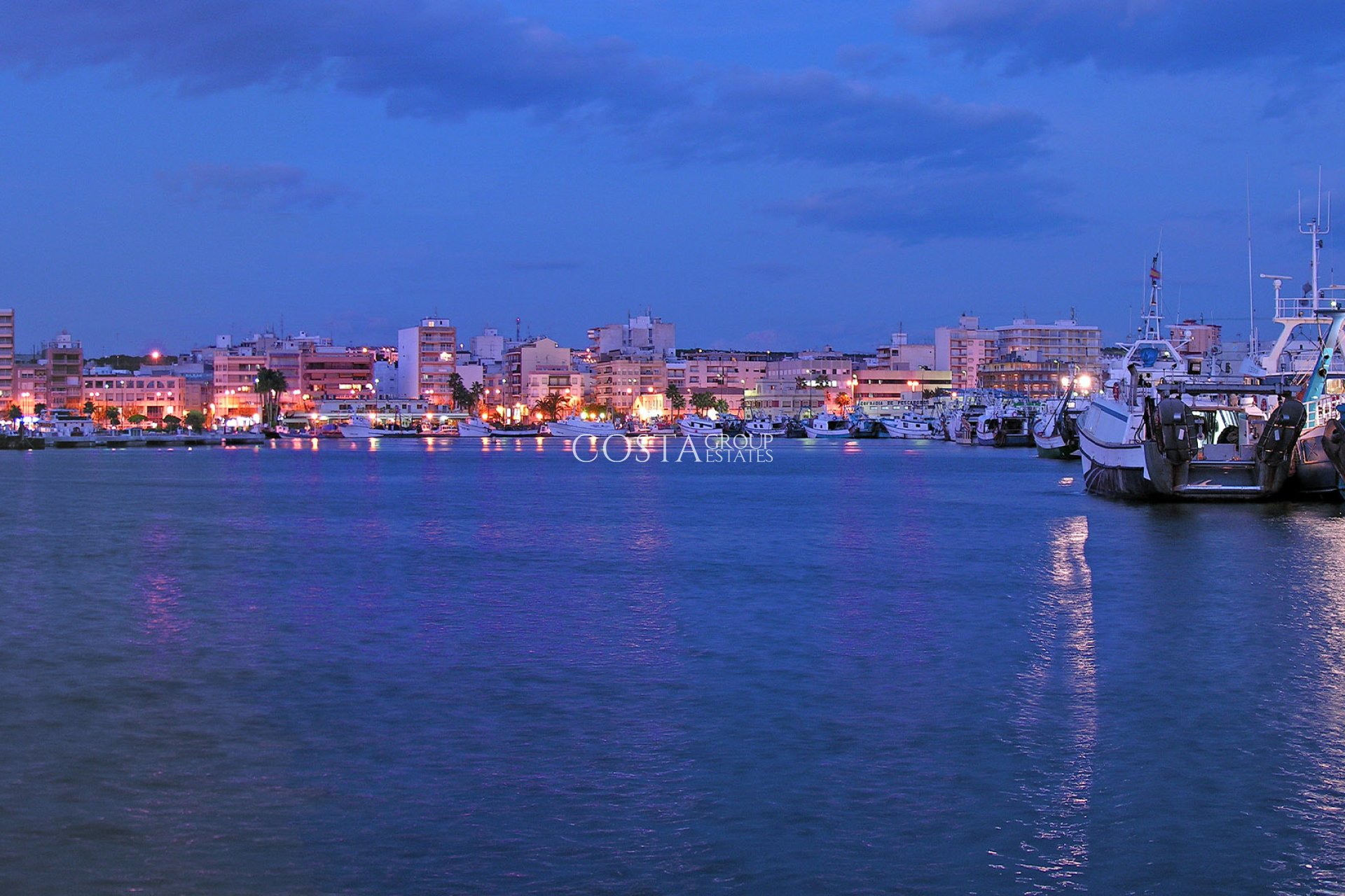 Neue Gebäude - Apartments -
Alicante (Alacant)