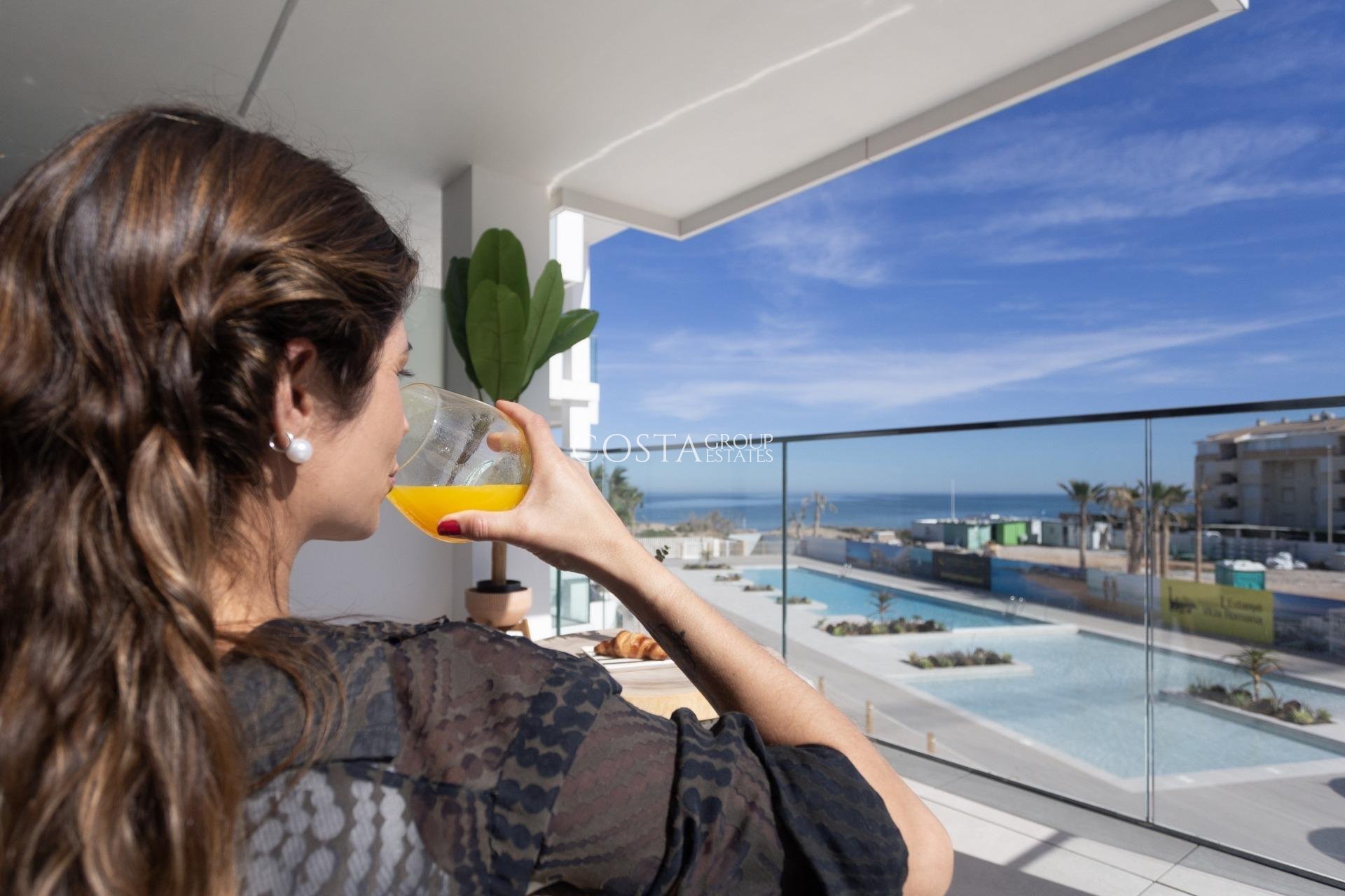 Neue Gebäude - Apartments -
Denia - L´Estanyó (Marinas)