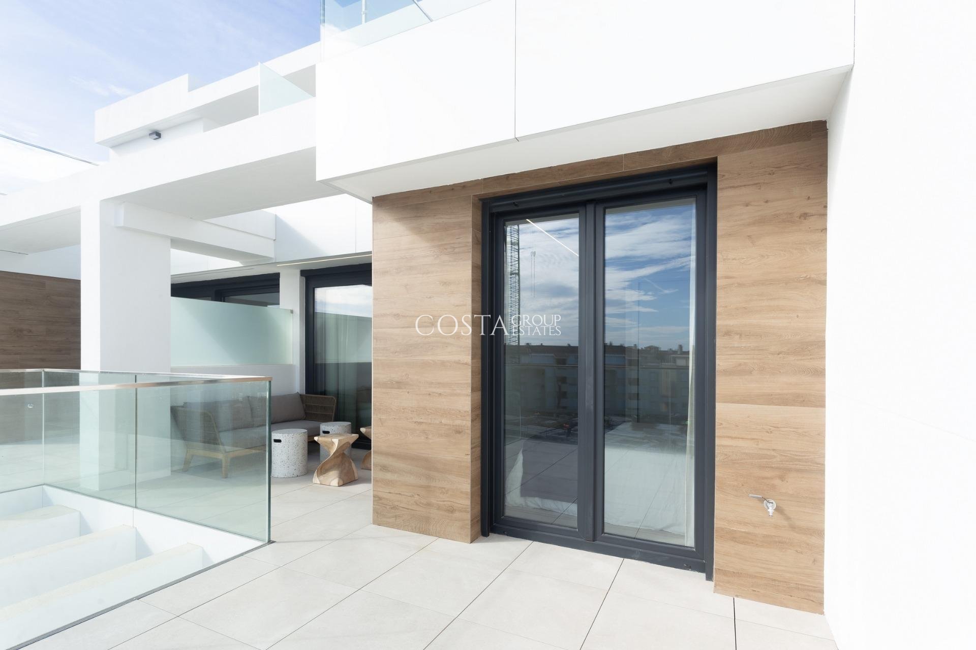 Neue Gebäude - Apartments -
Denia - L´Estanyó (Marinas)