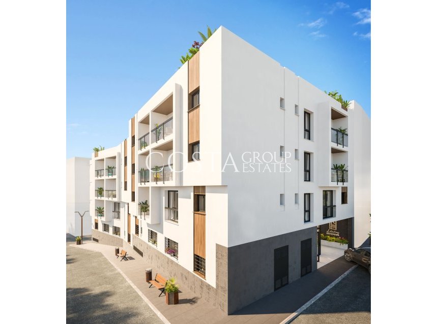 Neue Gebäude - Apartments -
Estepona