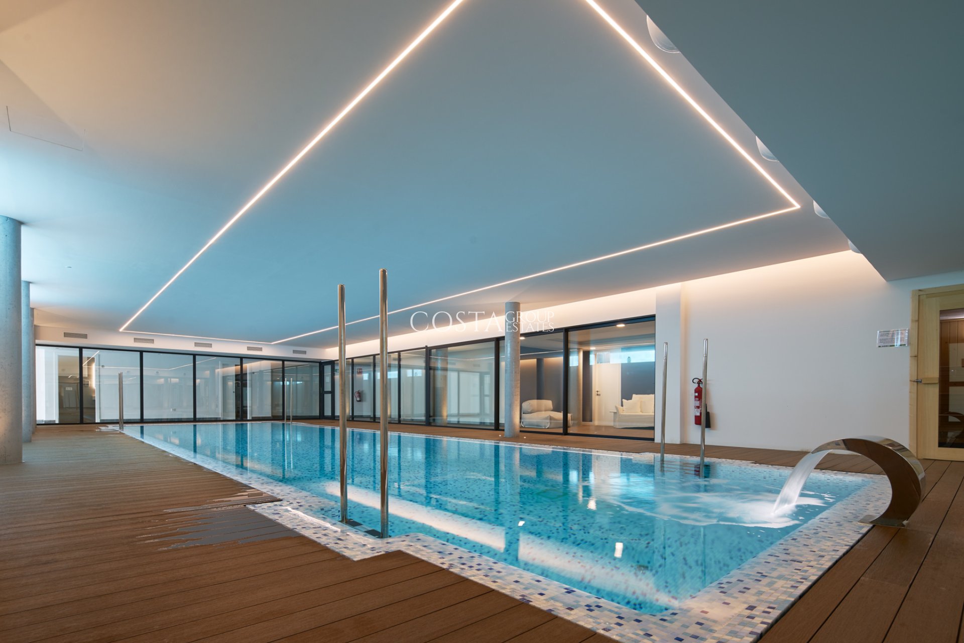 Neue Gebäude - Apartments -
Estepona