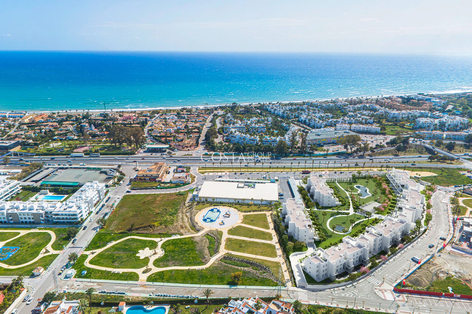 Neue Gebäude - Apartments -
Estepona