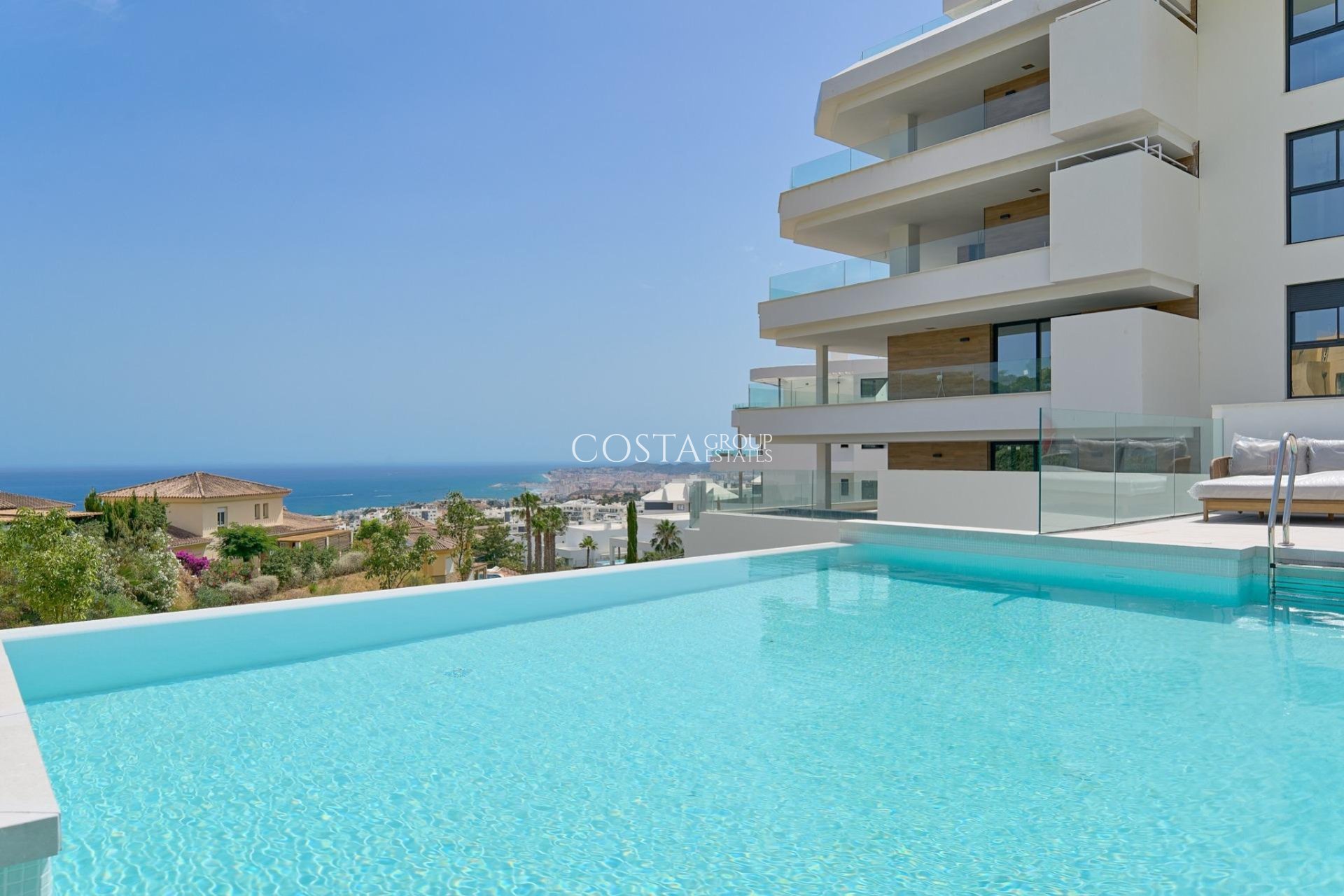 Neue Gebäude - Apartments -
Fuengirola - Higueron