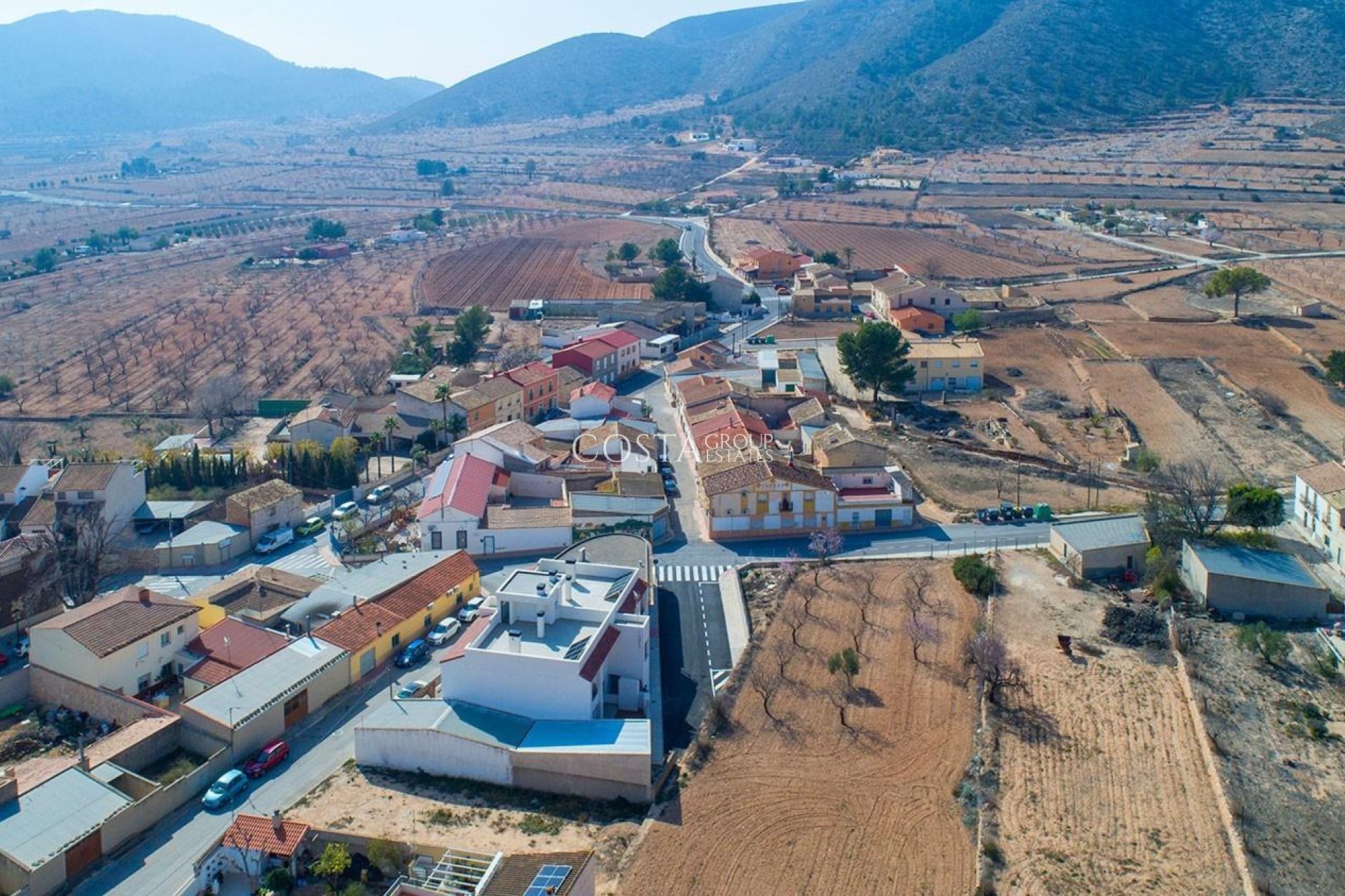 Neue Gebäude - Apartments -
Hondón de las Nieves - El Salero